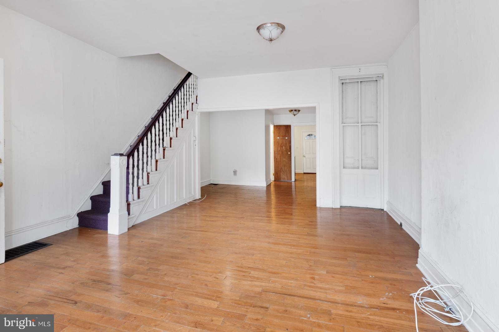 UNIVERSITY CITY - Residential Lease