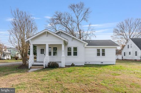 A home in TAPPAHANNOCK