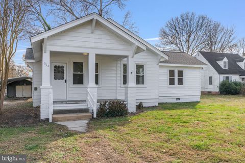 A home in TAPPAHANNOCK