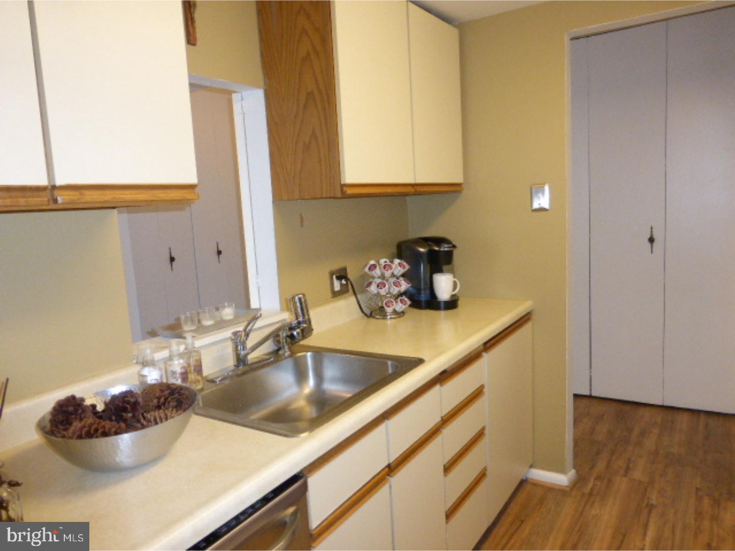 GLENHARDIE - Residential Lease