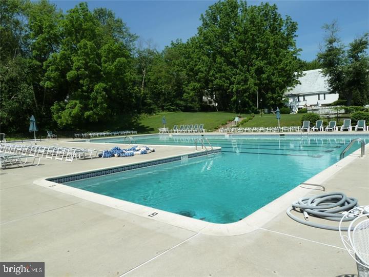 GLENHARDIE - Residential Lease