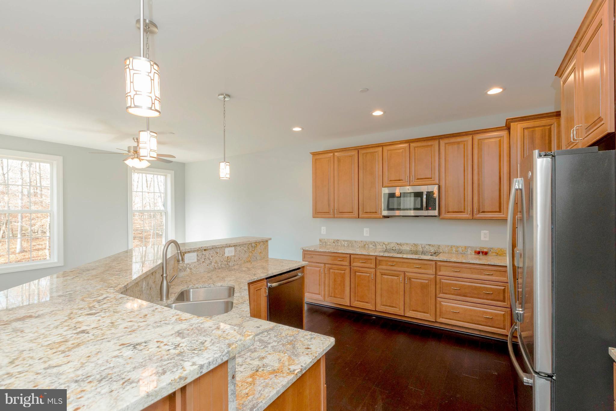 MT CARMEL WOODS SUB - Residential