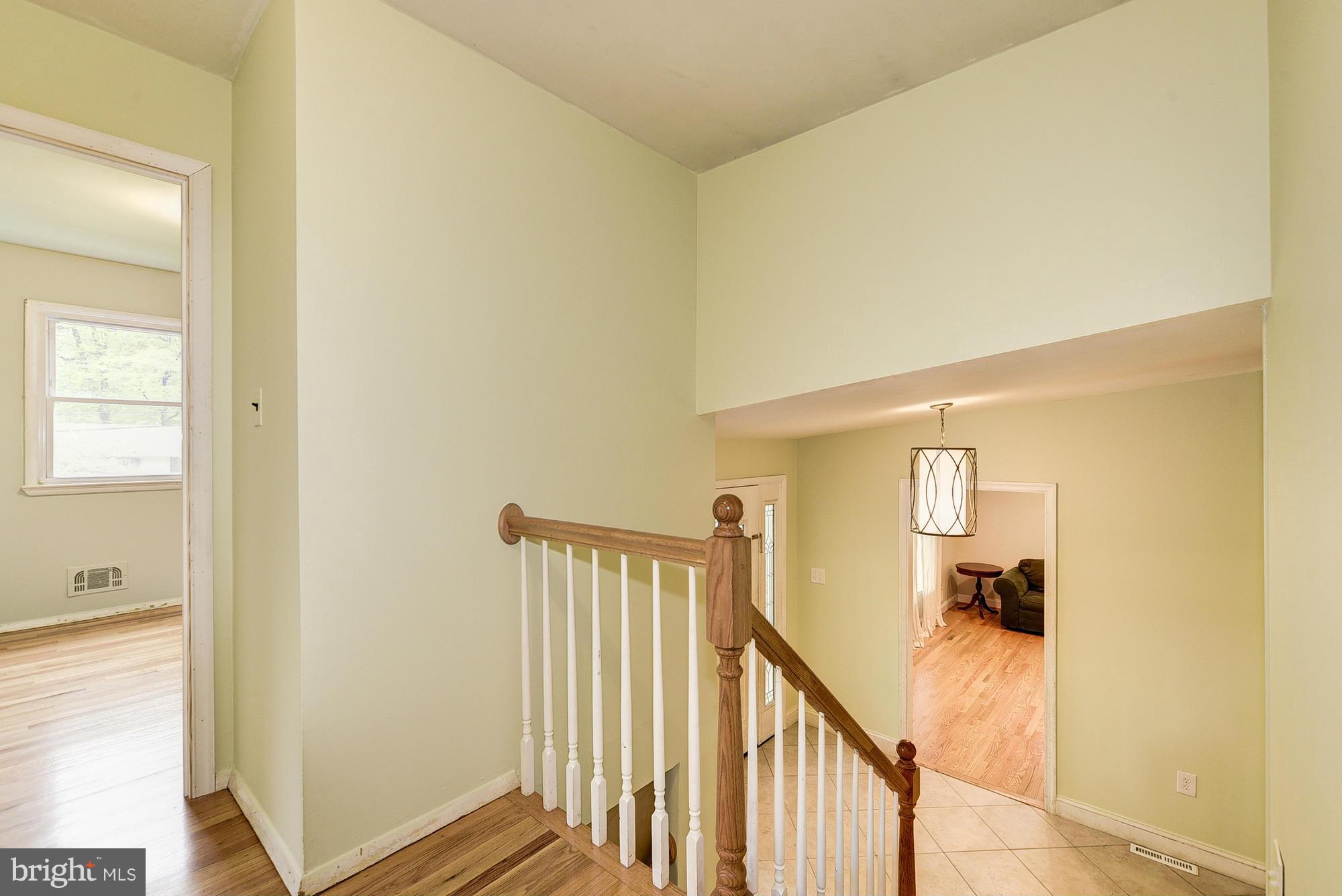 BEL PRE WOODS - Residential