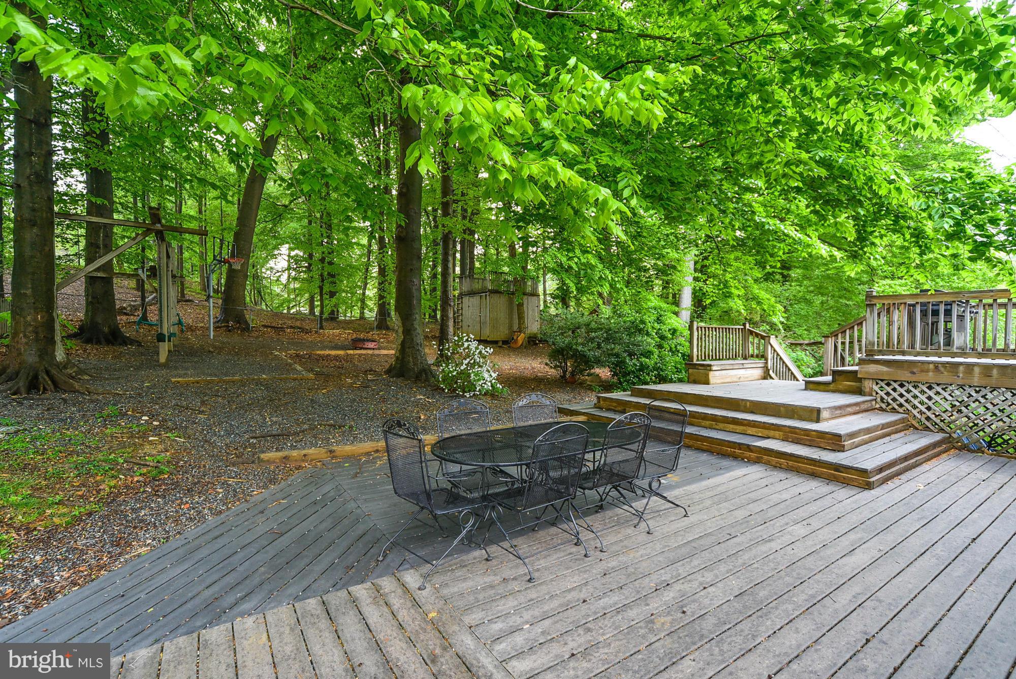 BEL PRE WOODS - Residential