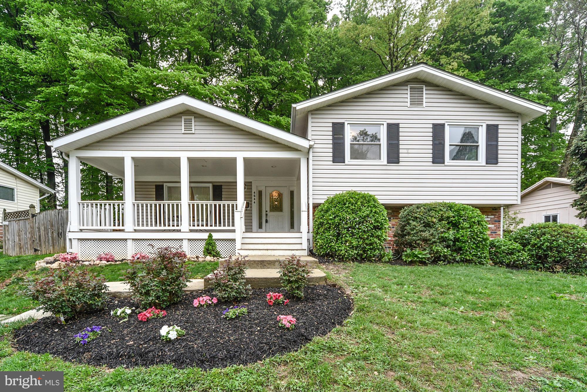 BEL PRE WOODS - Residential