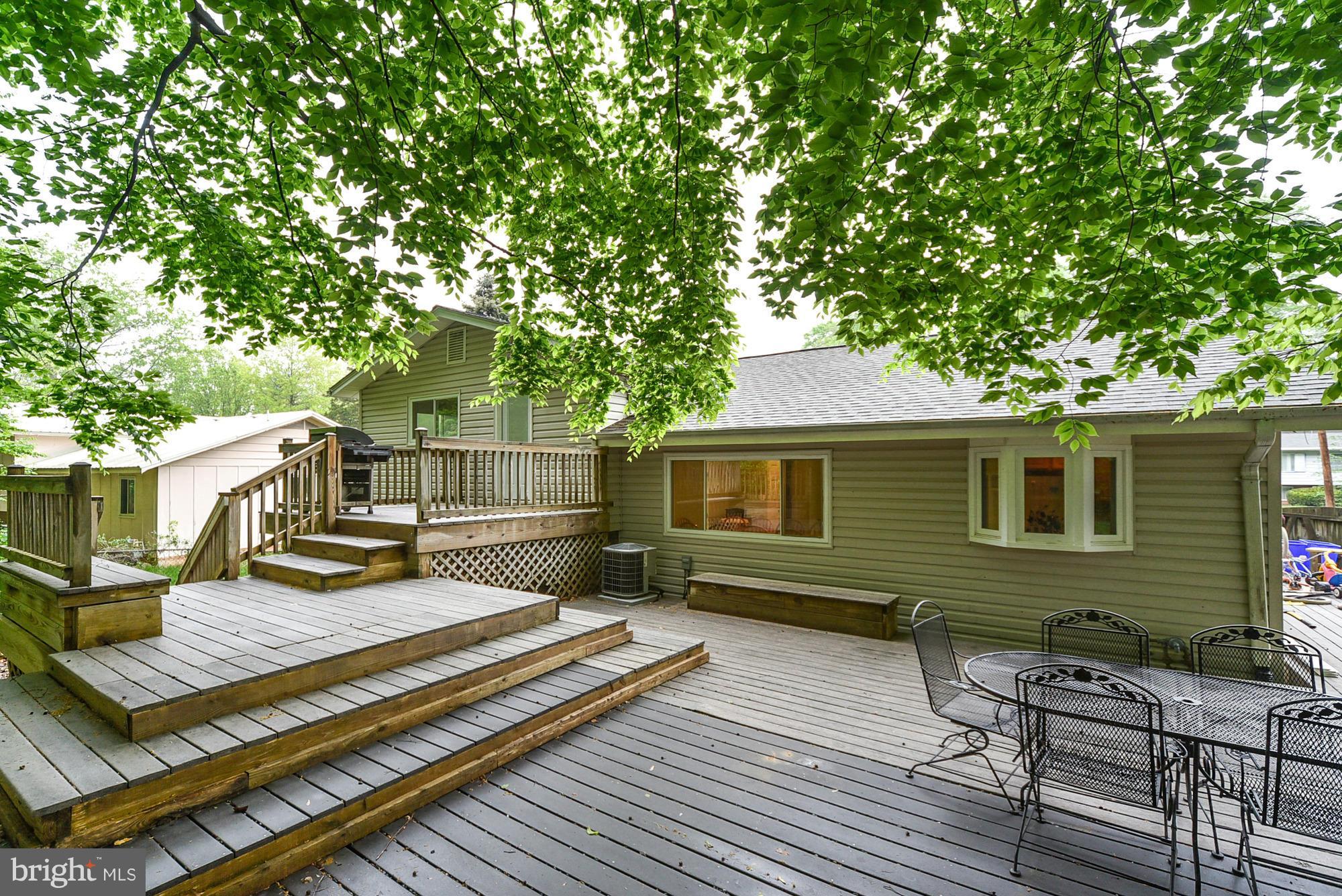 BEL PRE WOODS - Residential