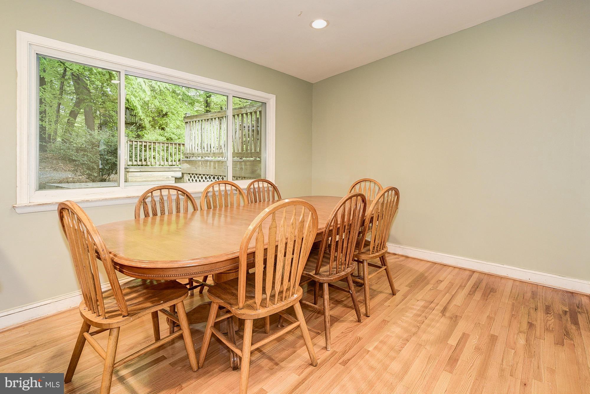 BEL PRE WOODS - Residential