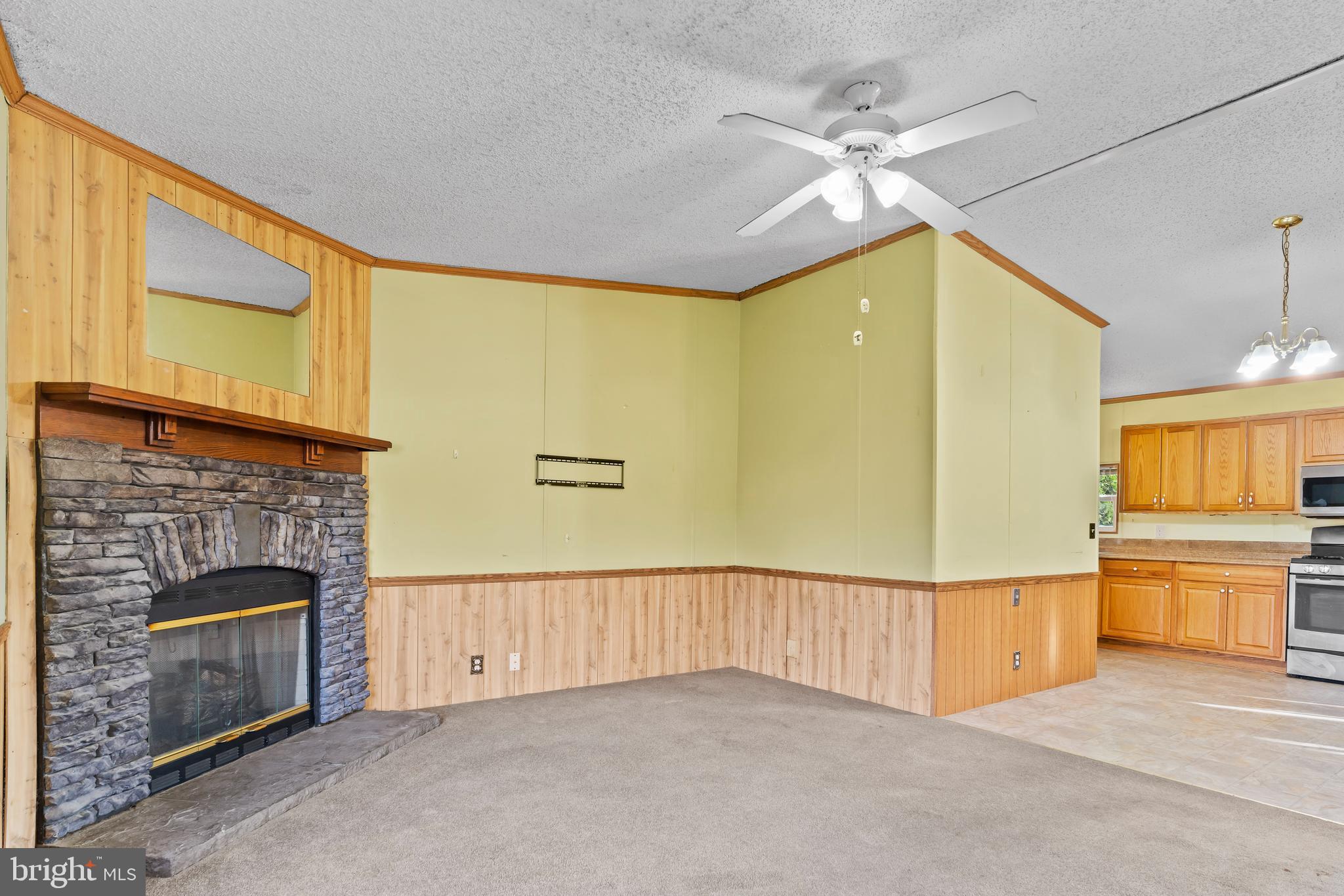 NORTHVIEW MANOR - Residential