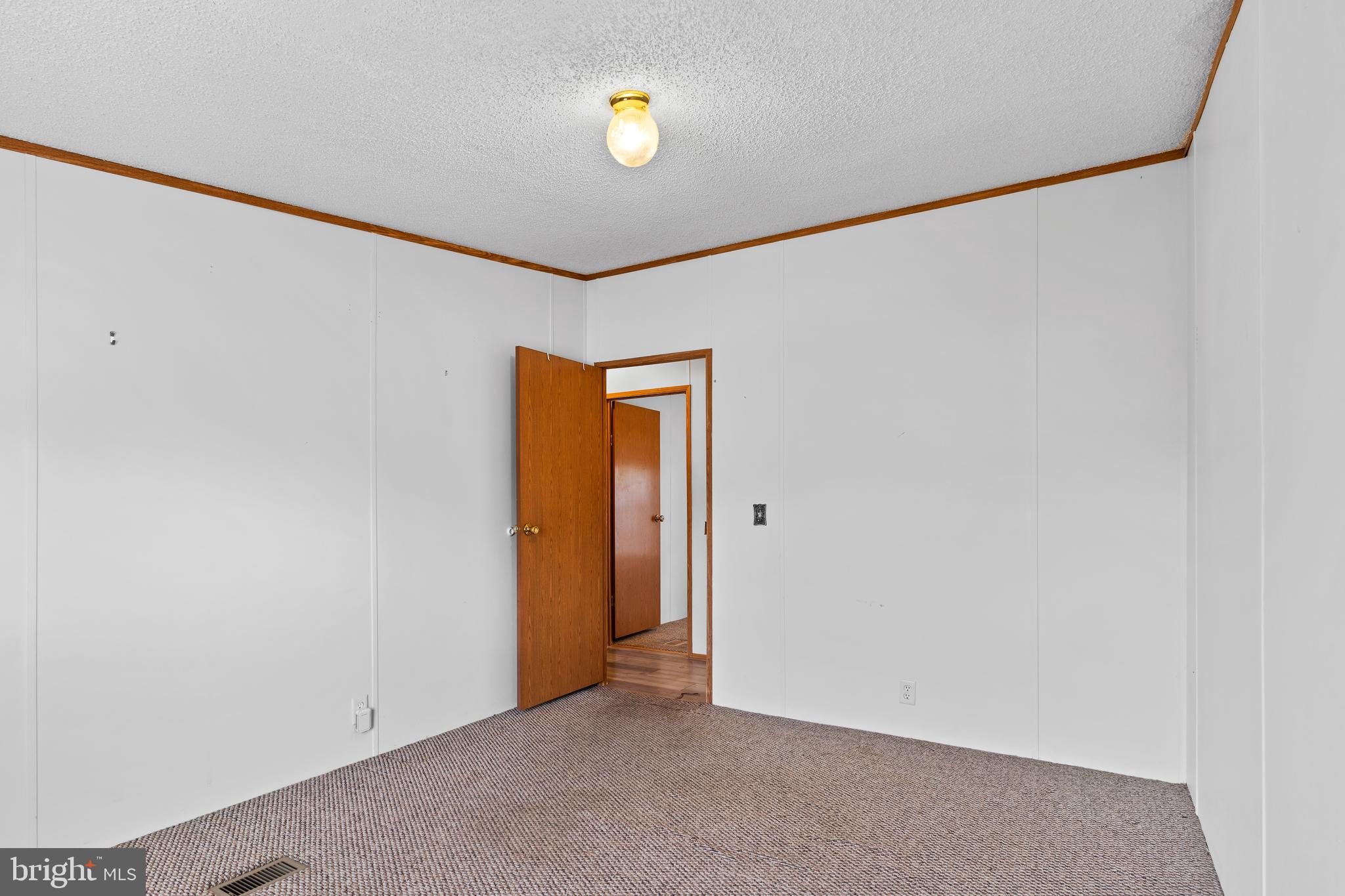 NORTHVIEW MANOR - Residential