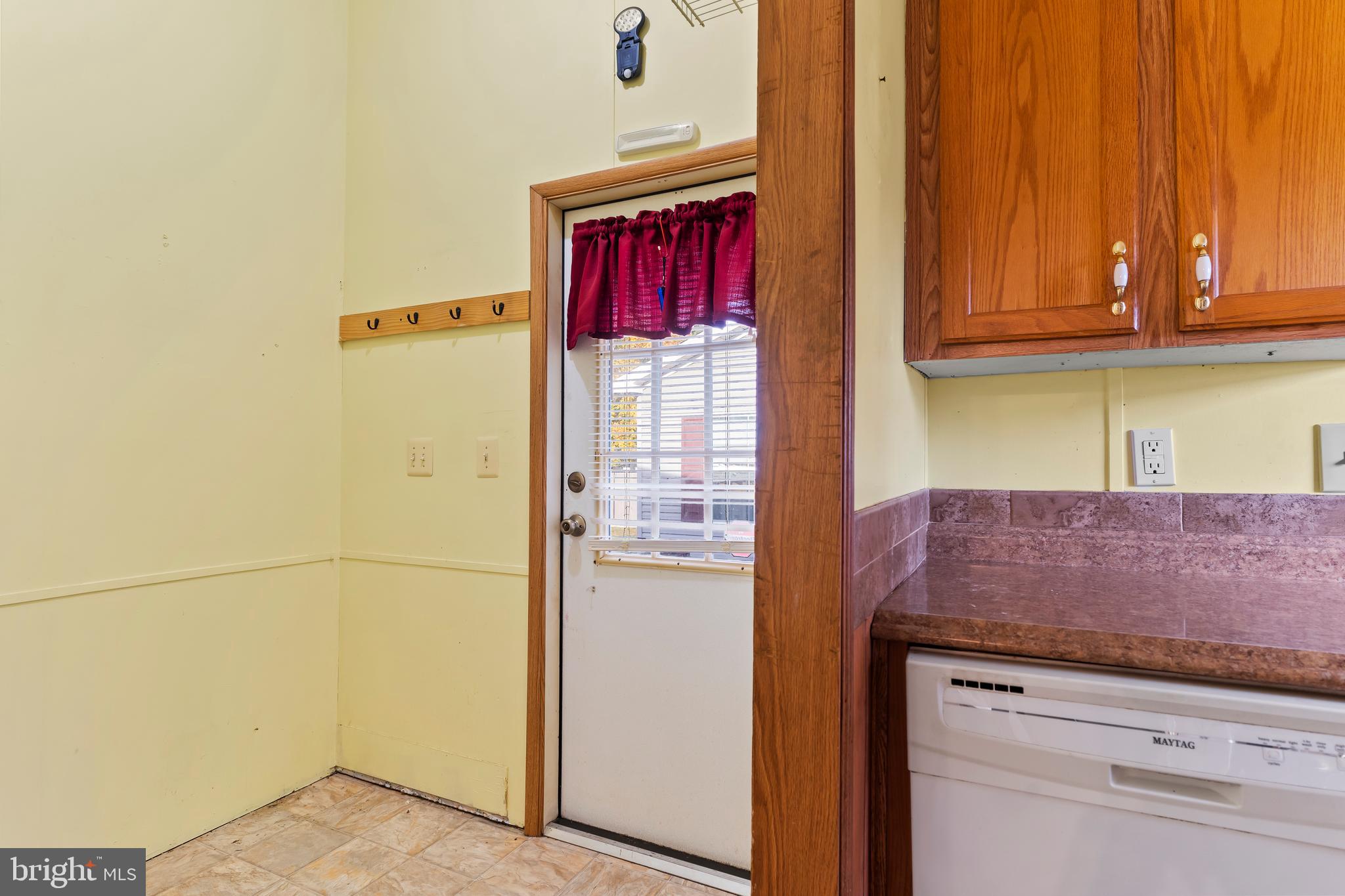 NORTHVIEW MANOR - Residential