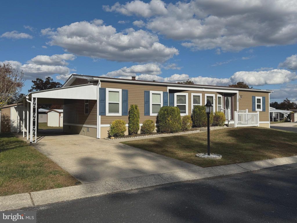 Photo of 386 Indian Way, BUENA, NJ 08310 (MLS # NJAC2021480)