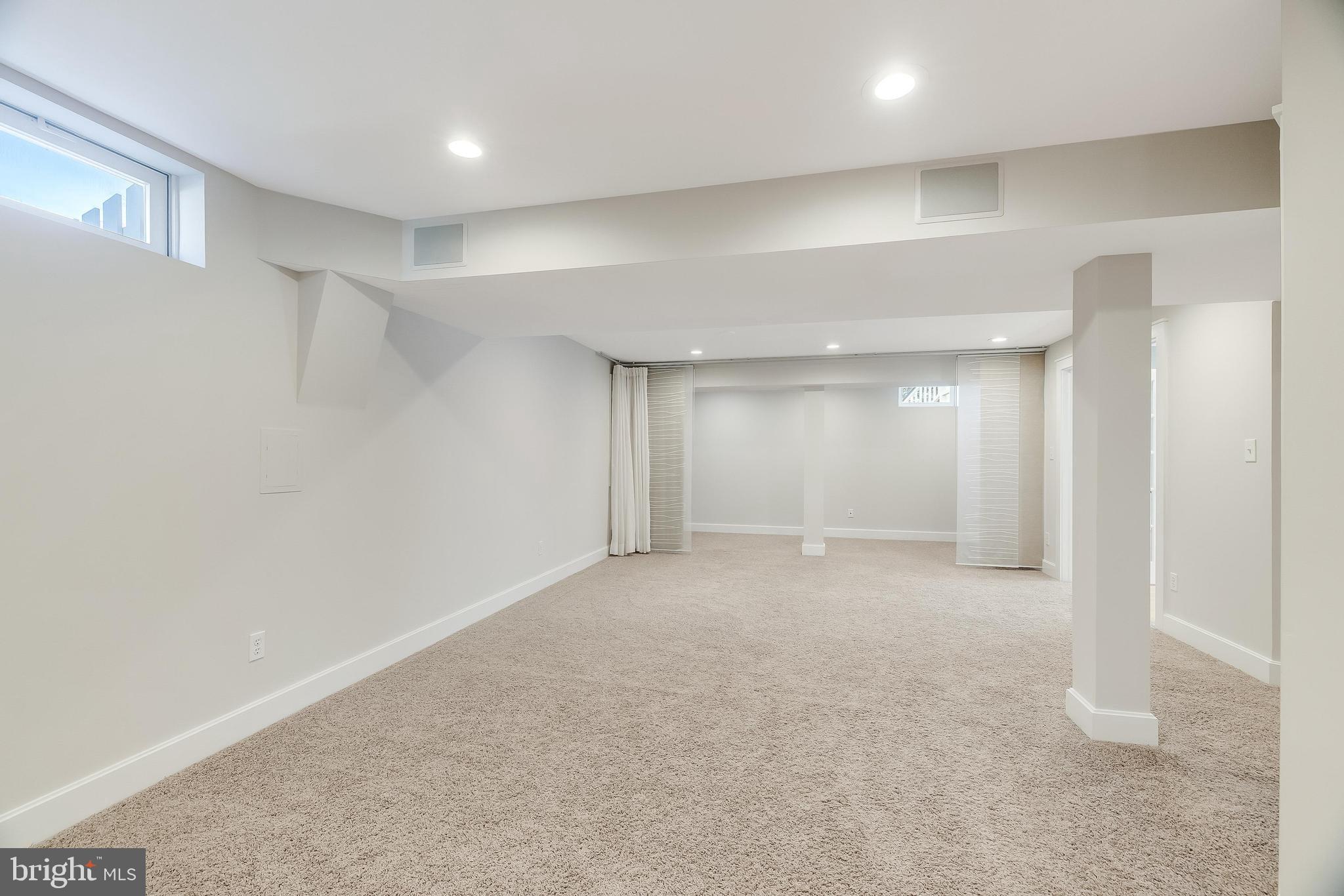 BELMONT GREENE - Residential