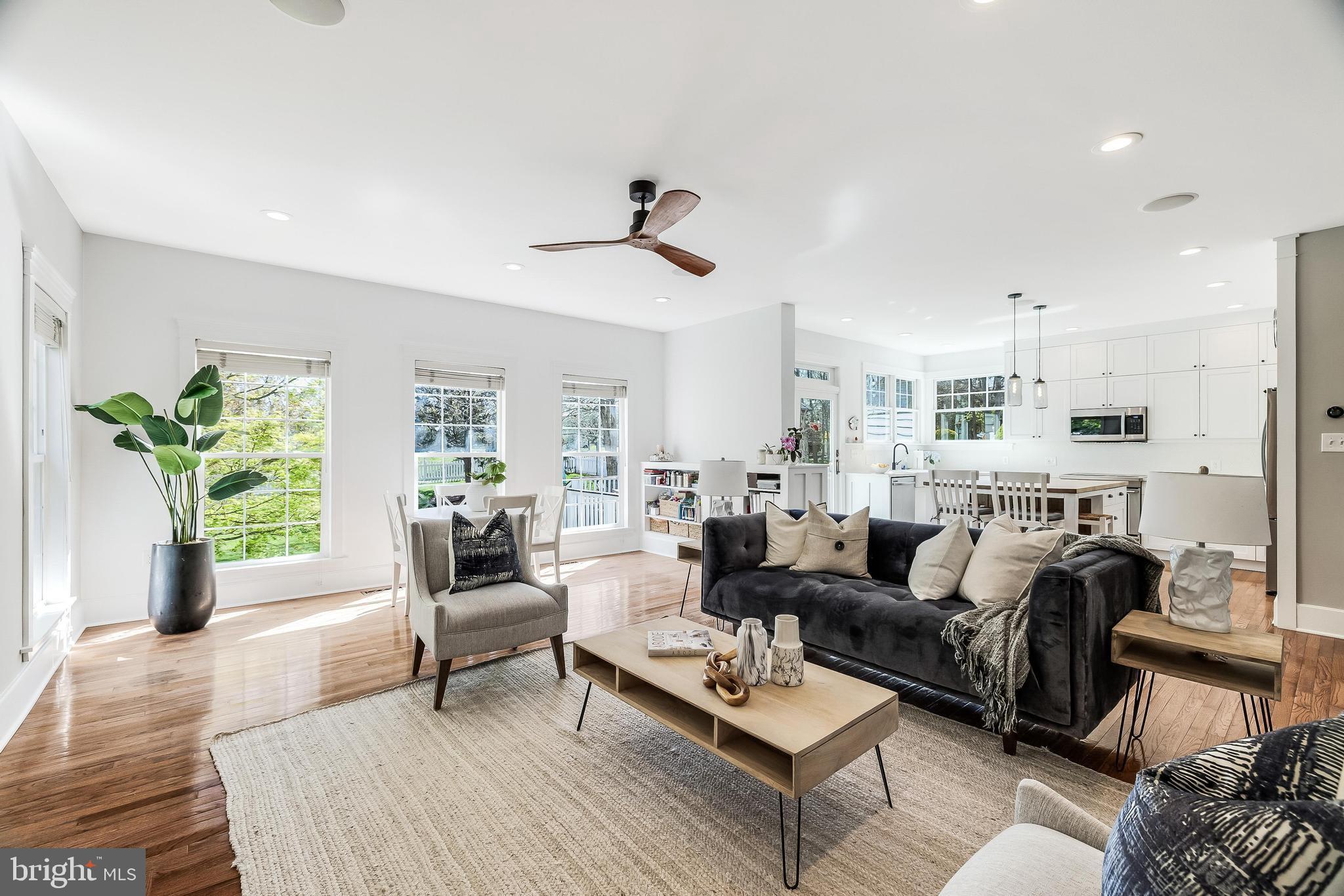 BELMONT GREENE - Residential