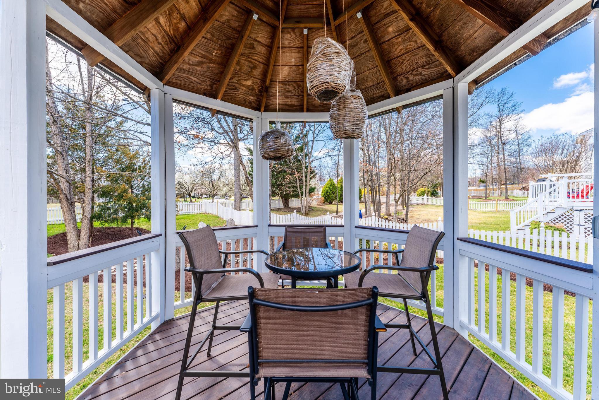 BELMONT GREENE - Residential