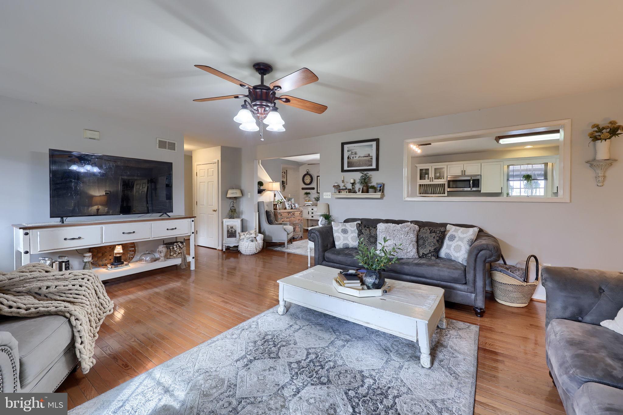 LAKE MARBURG - Residential