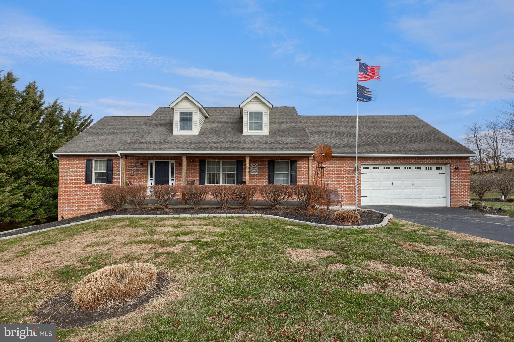 LAKE MARBURG - Residential