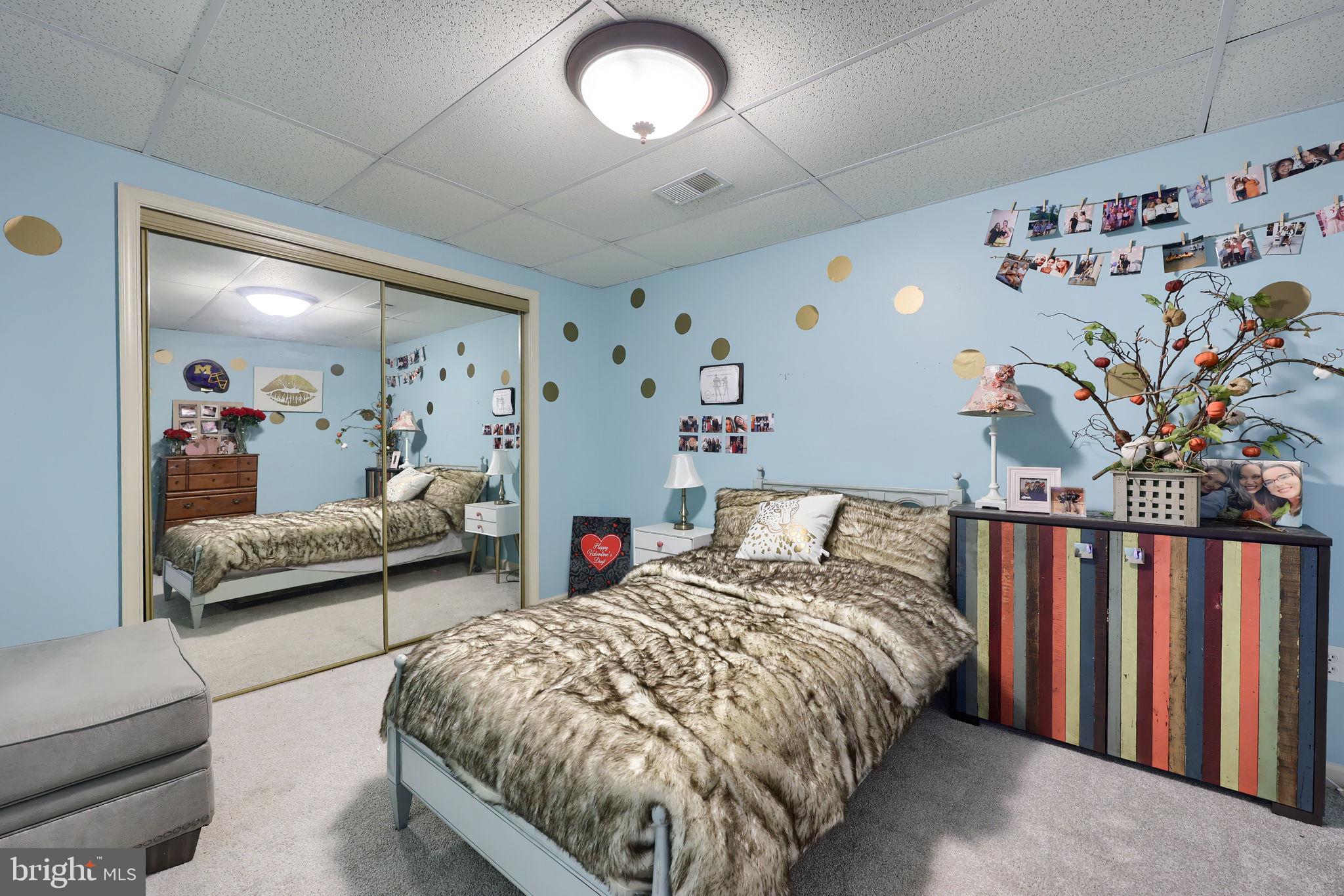 LAKE MARBURG - Residential