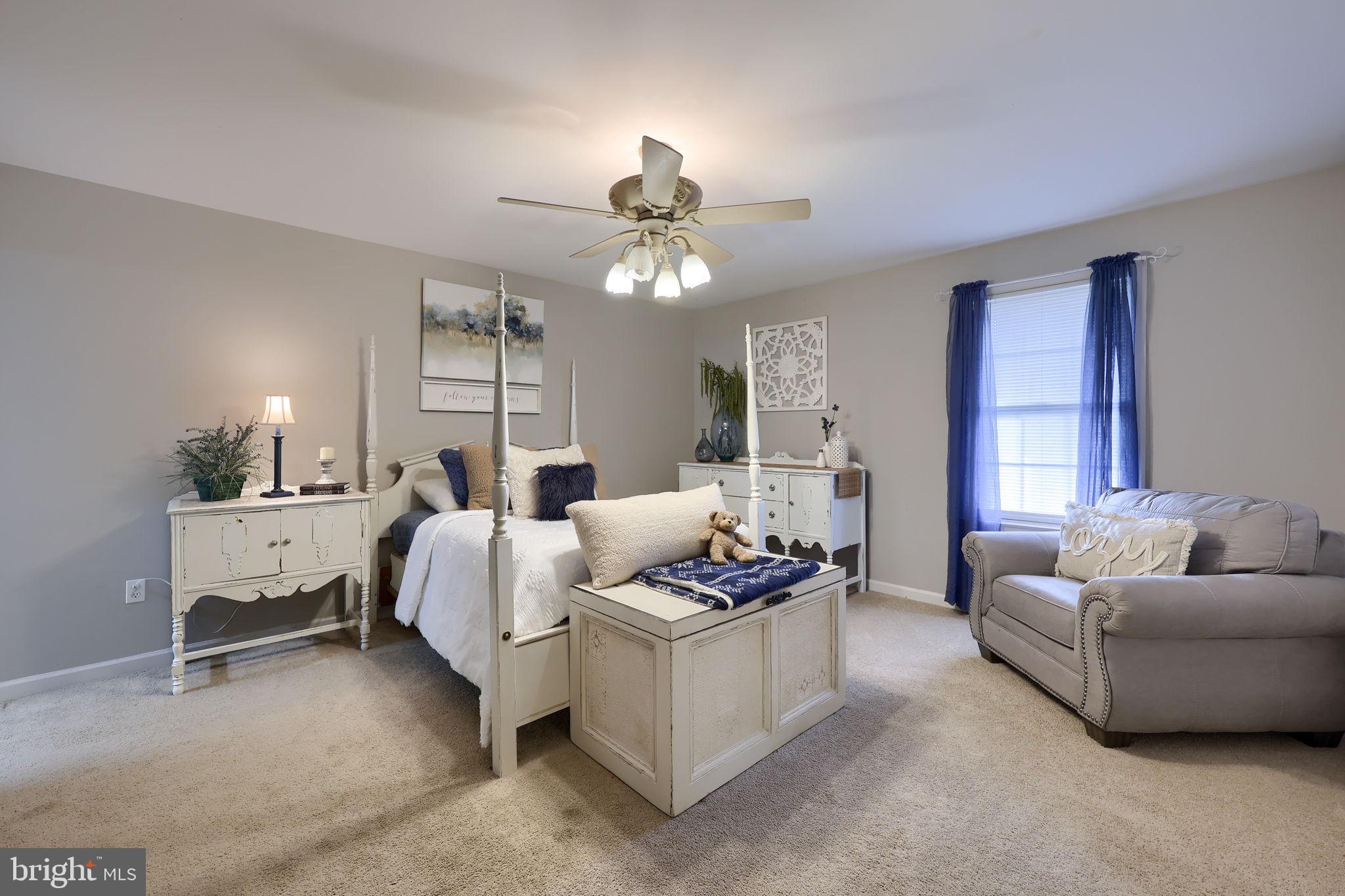 LAKE MARBURG - Residential