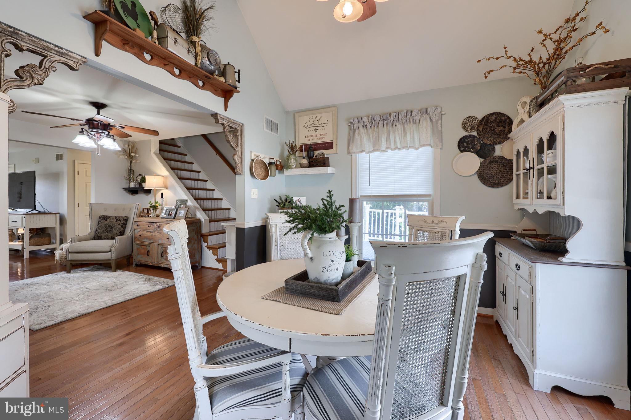 LAKE MARBURG - Residential