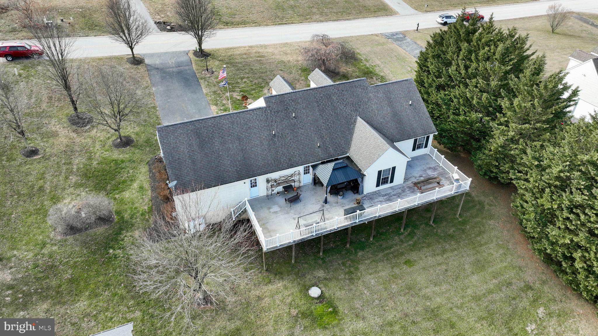 LAKE MARBURG - Residential