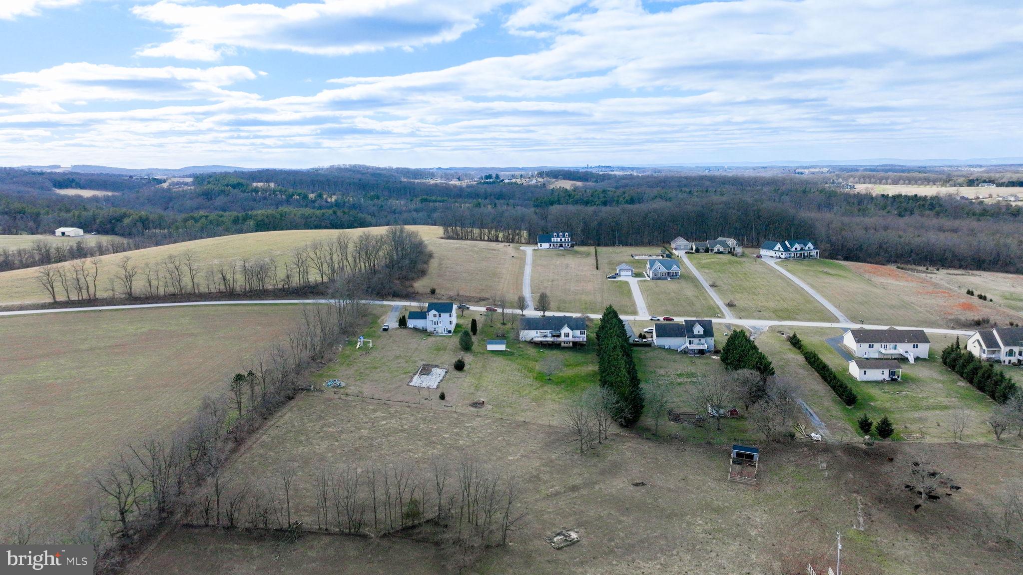 LAKE MARBURG - Residential