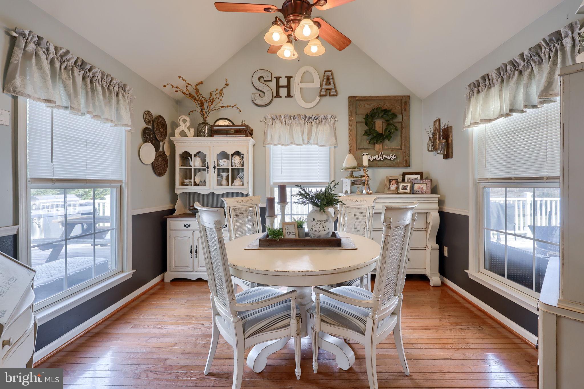 LAKE MARBURG - Residential