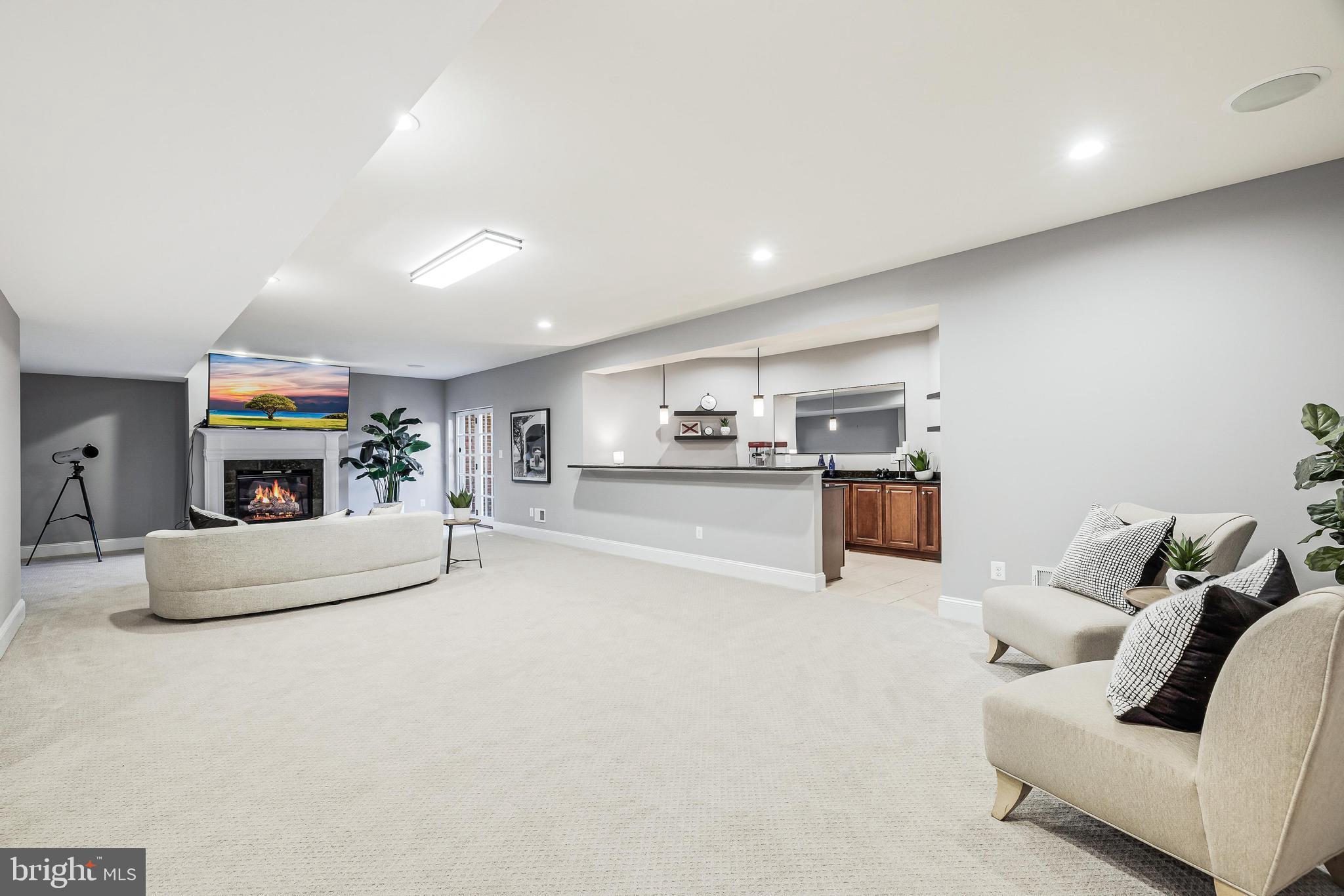 RASPBERRY FALLS - Residential