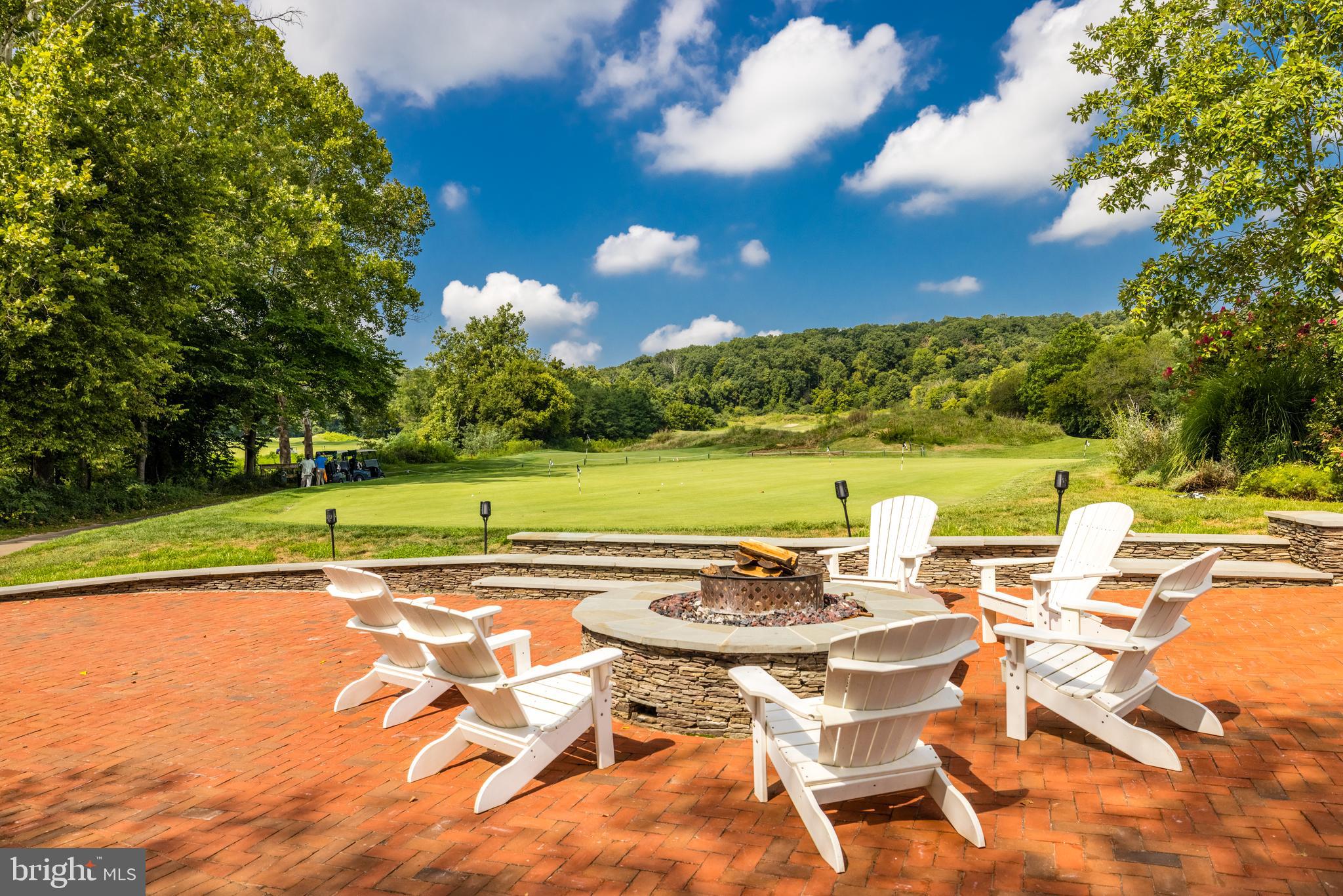 RASPBERRY FALLS - Residential