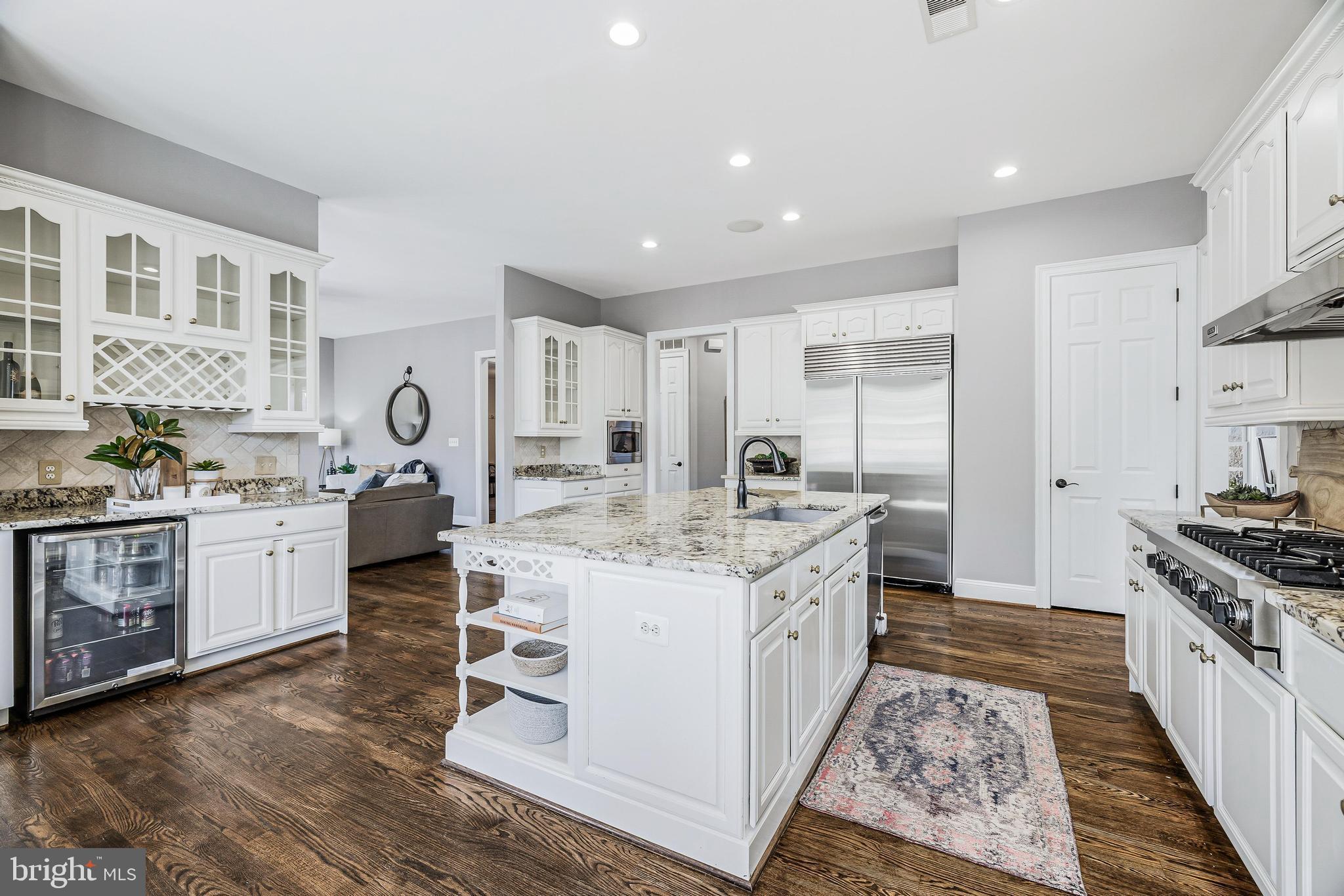 RASPBERRY FALLS - Residential