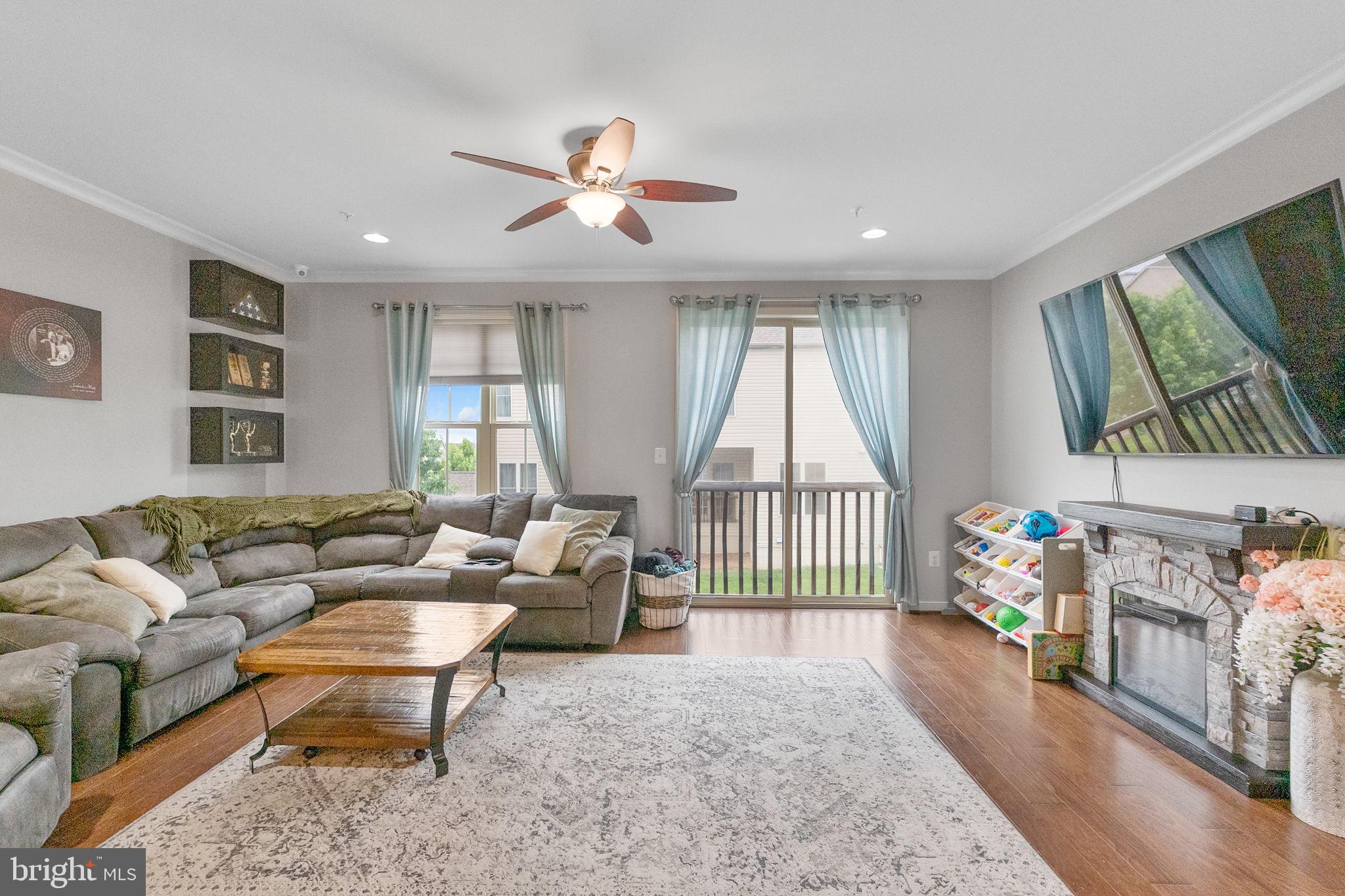 CABIN BRANCH - Residential