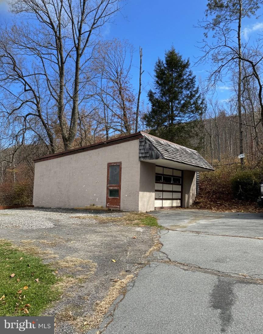 1012 FOUNTAIN STREET