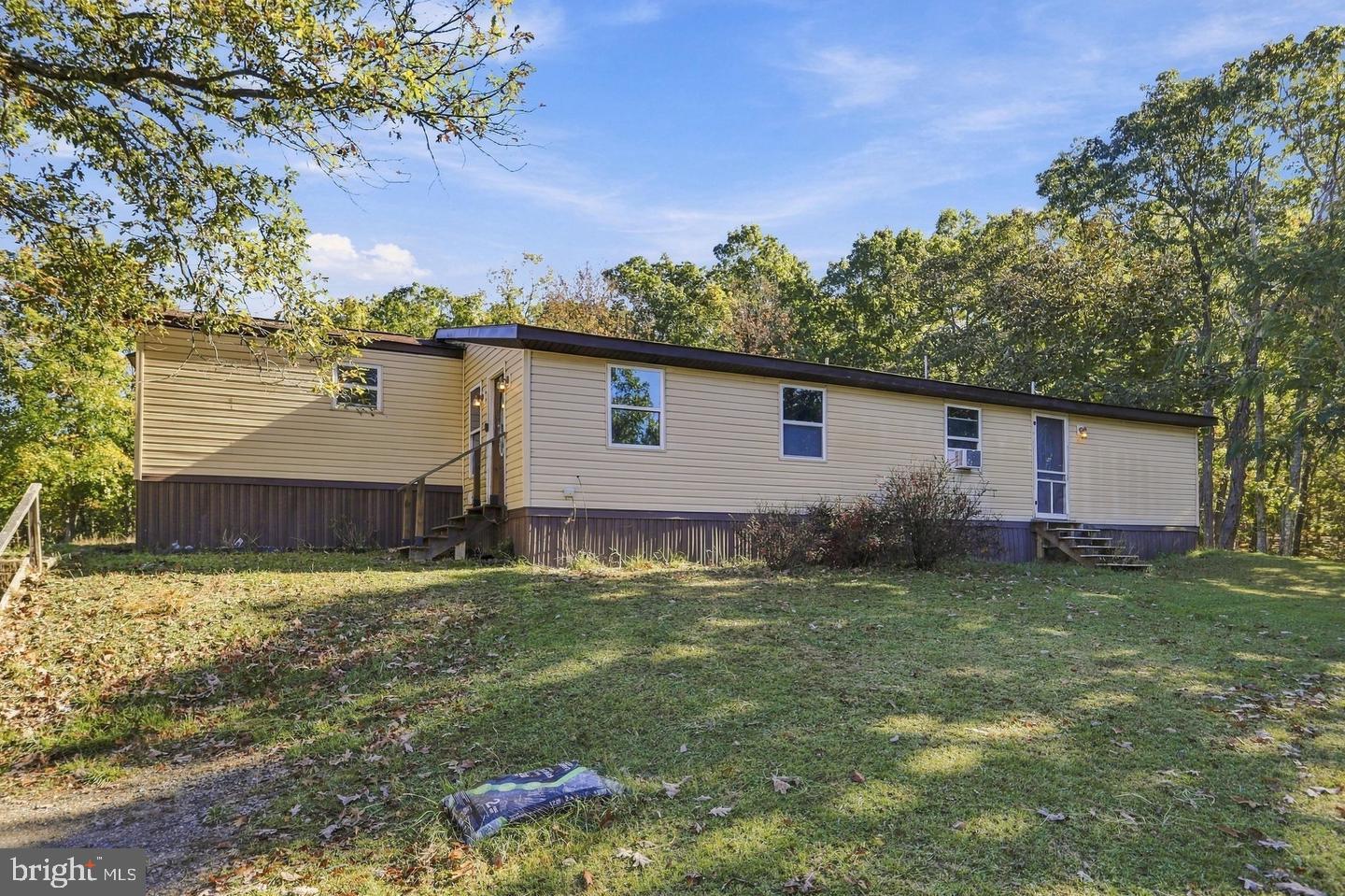 698 HORSESHOE ROAD