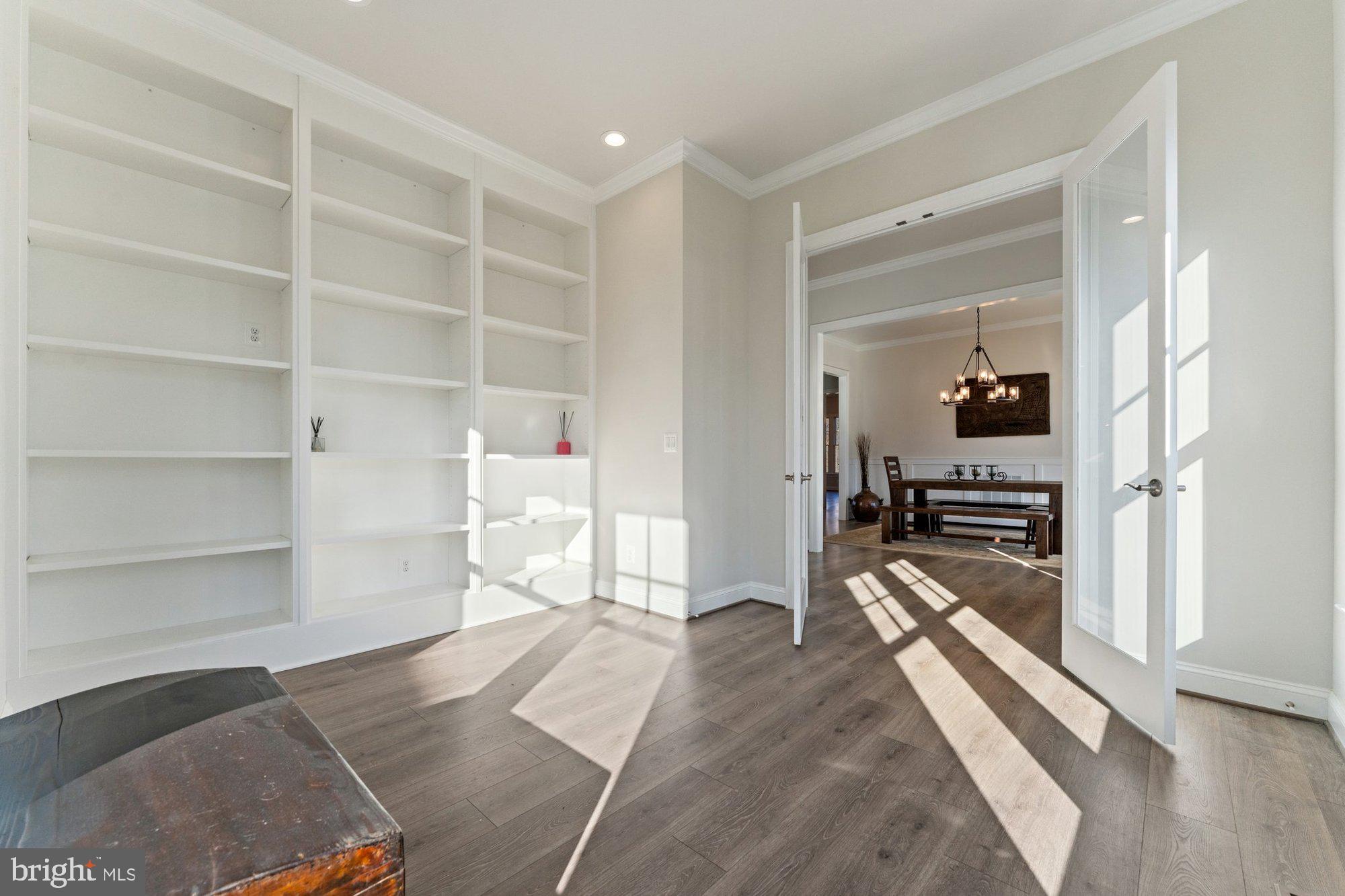 MOIDONE ACRES - Residential