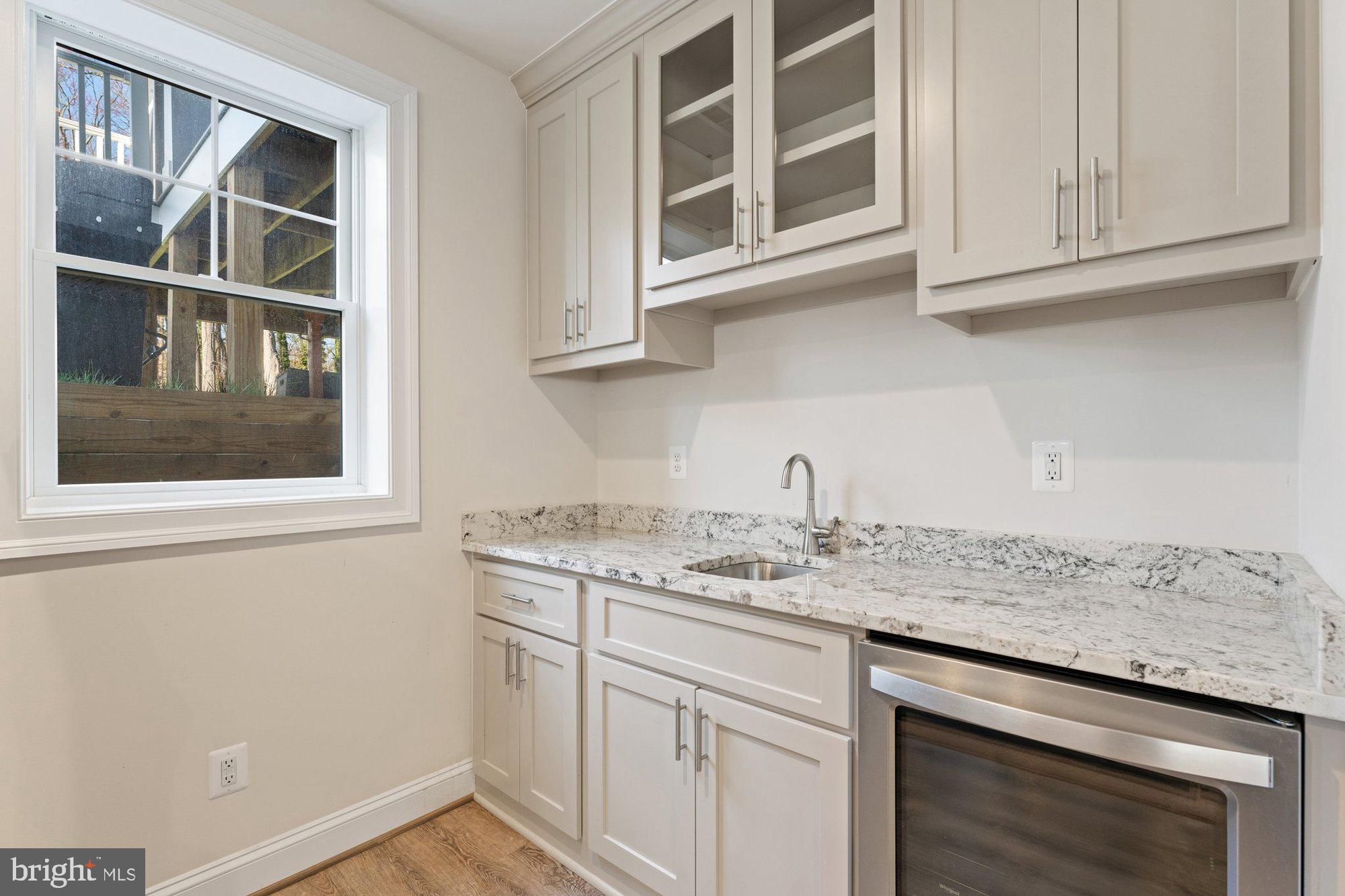 MOIDONE ACRES - Residential