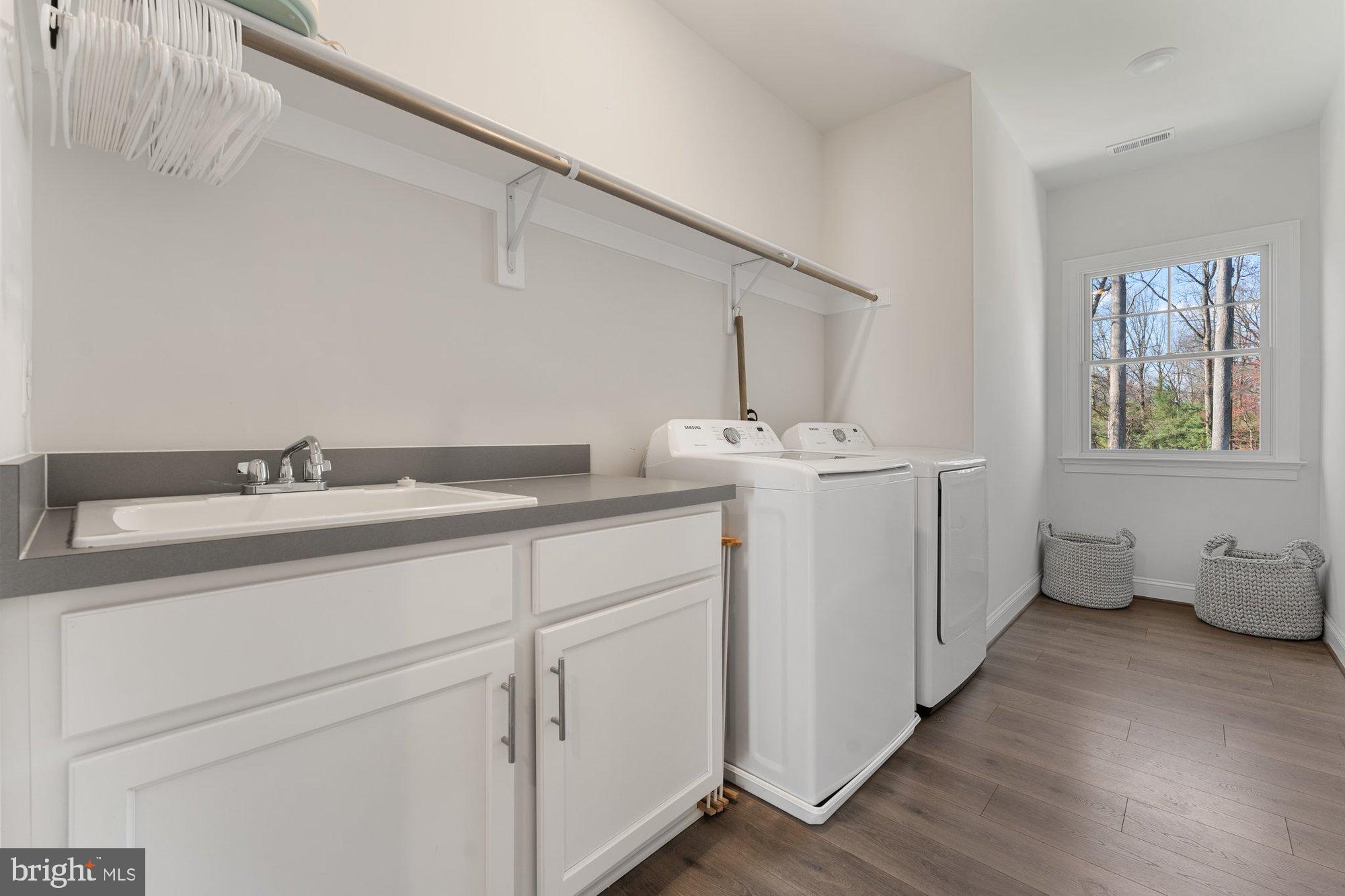 MOIDONE ACRES - Residential