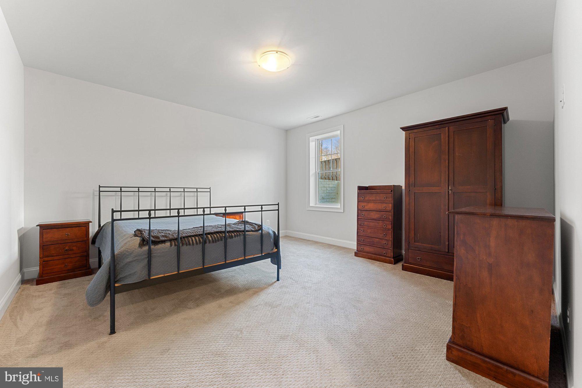 MOIDONE ACRES - Residential