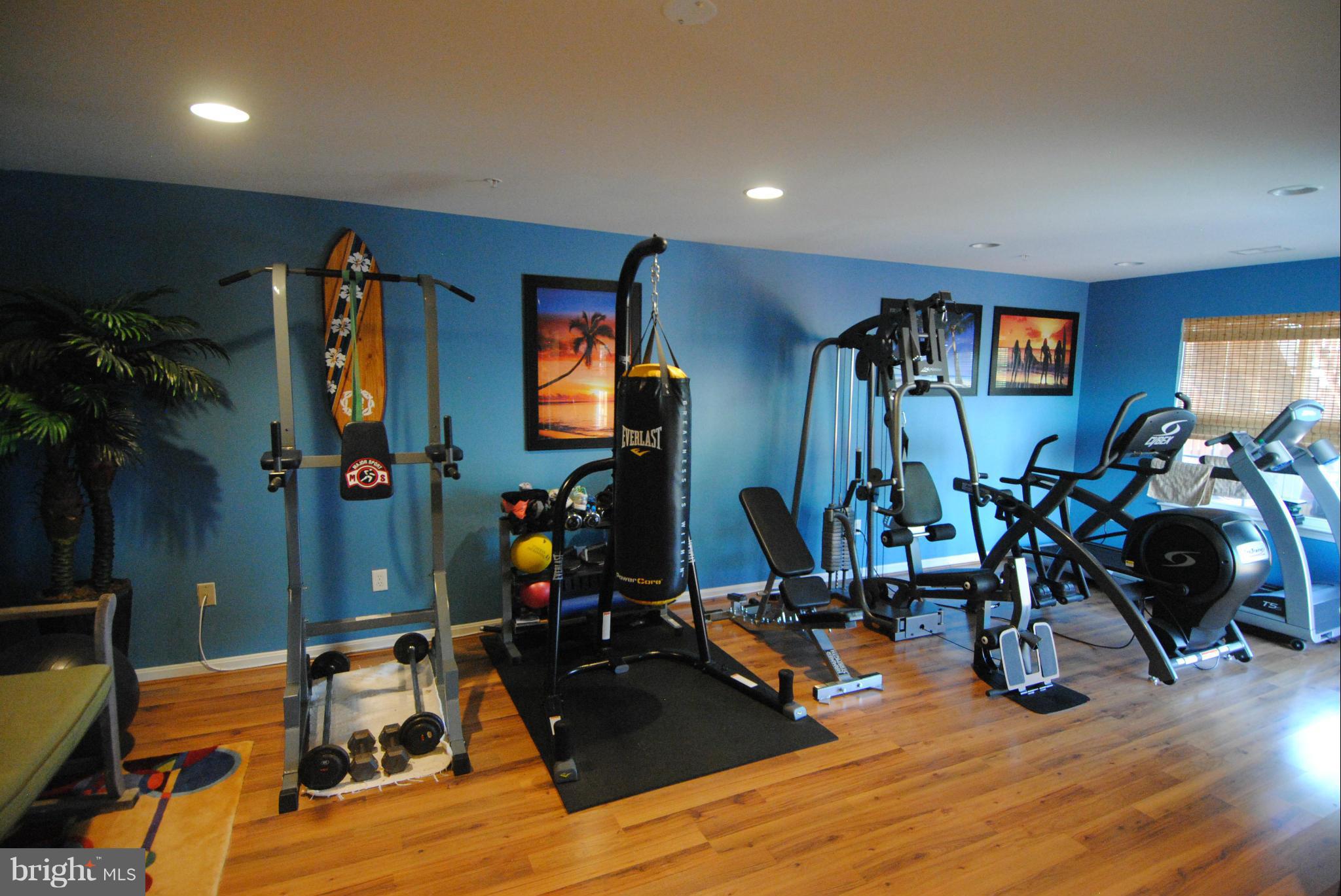 PINEY ORCHARD - Residential