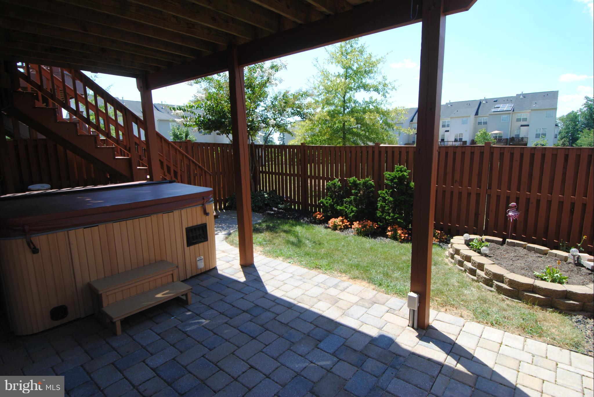 PINEY ORCHARD - Residential