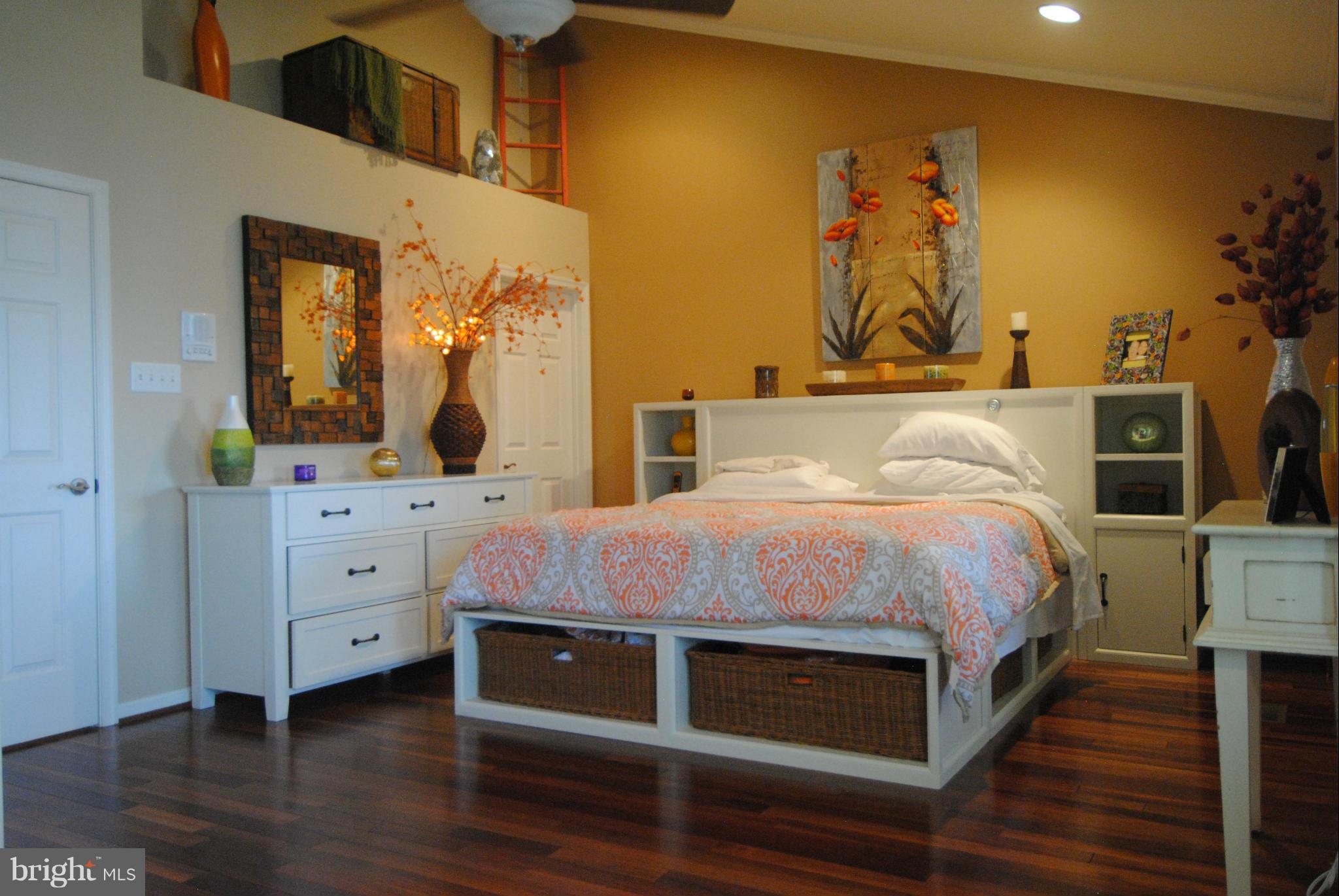 PINEY ORCHARD - Residential