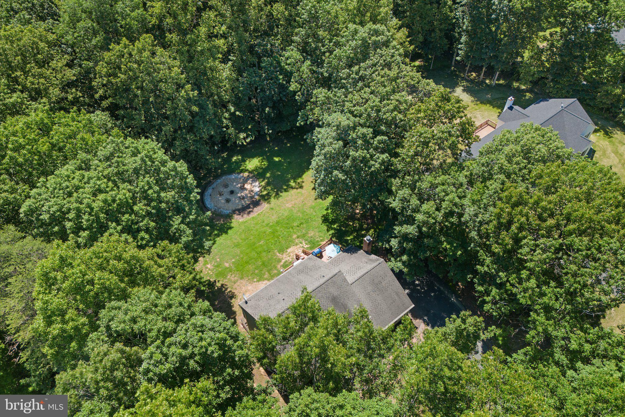 2319 WILDWOOD CIRCLE