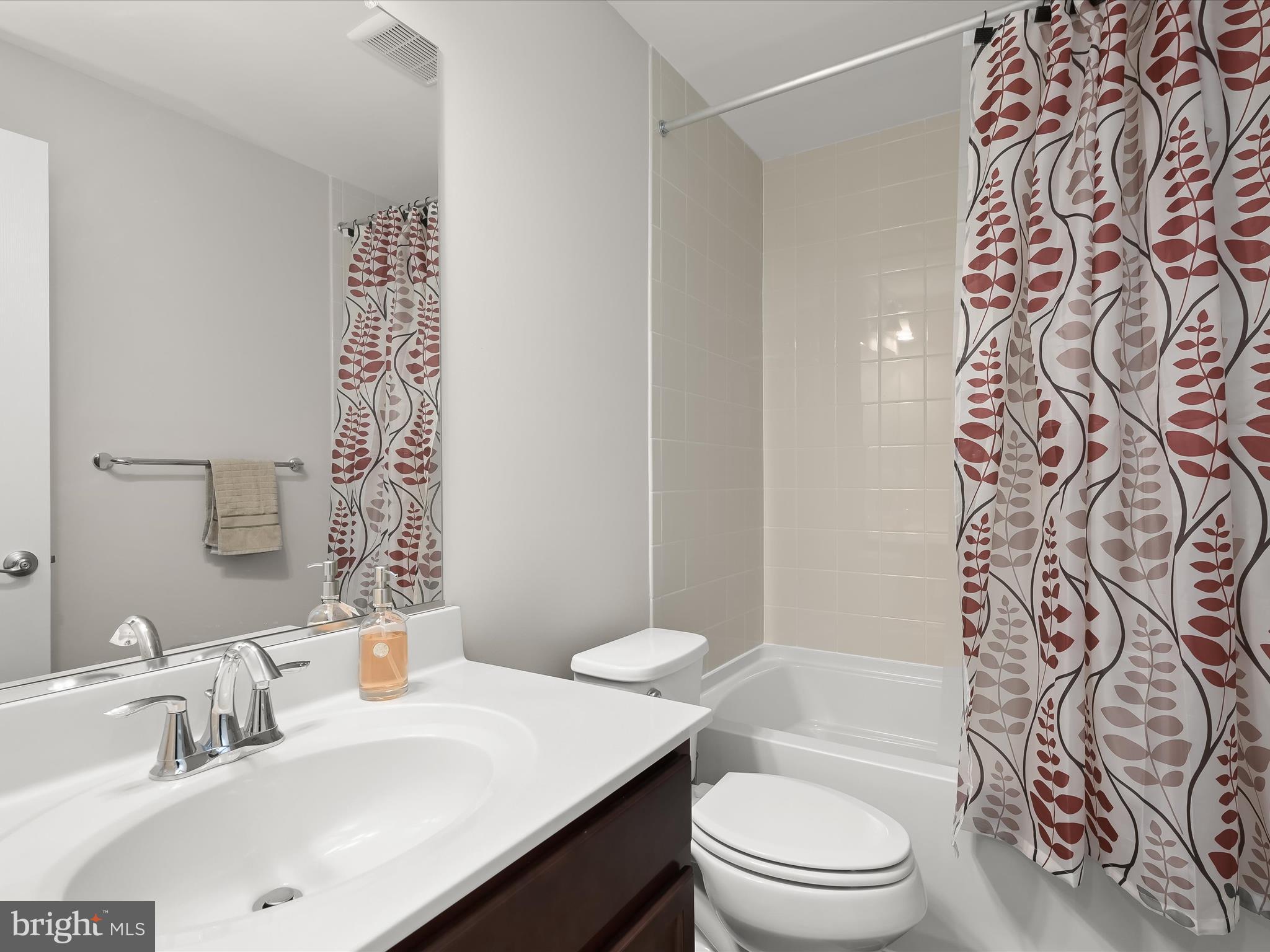 ENCLAVE AT RIVER HILL - Residential