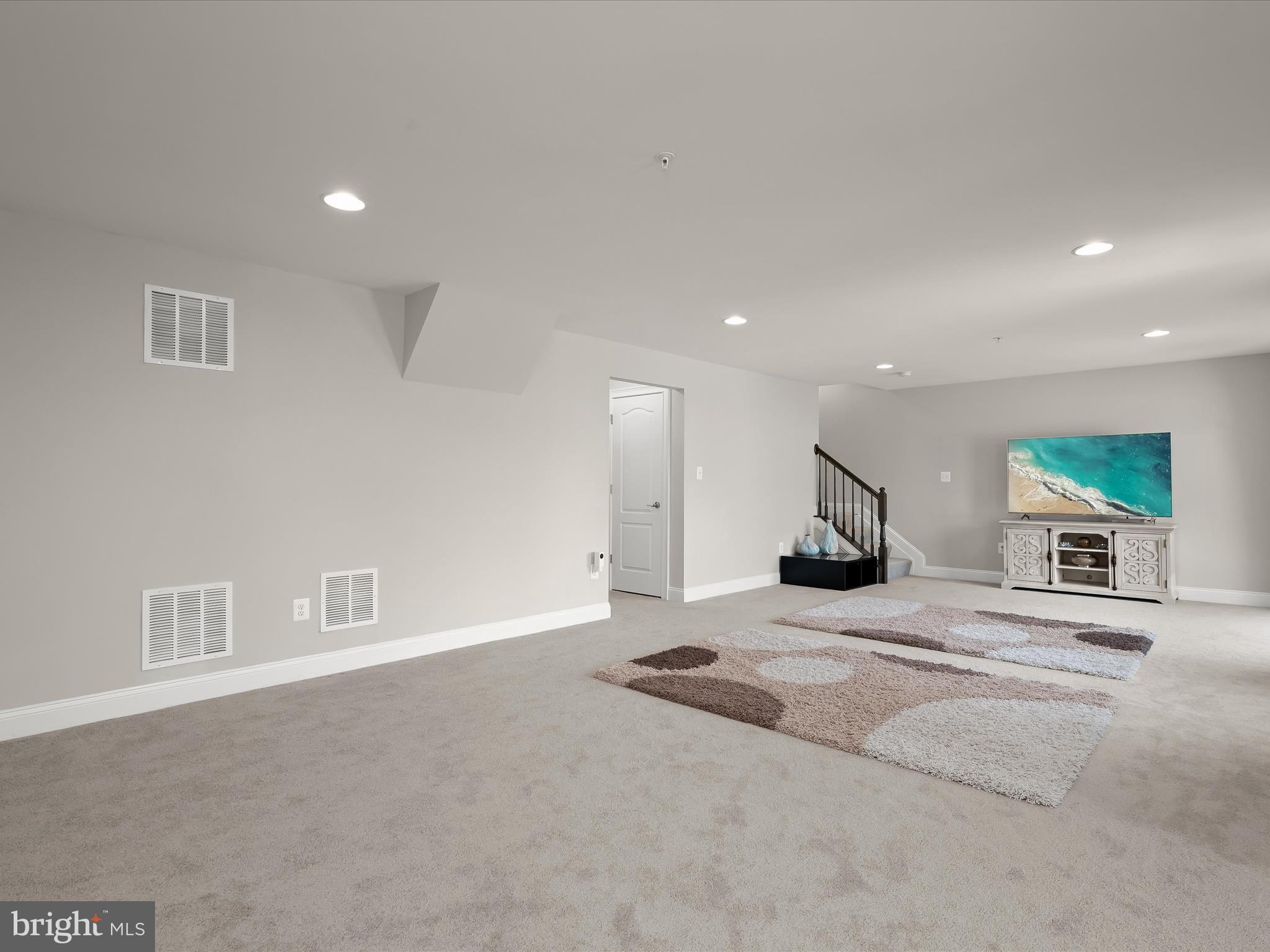 ENCLAVE AT RIVER HILL - Residential