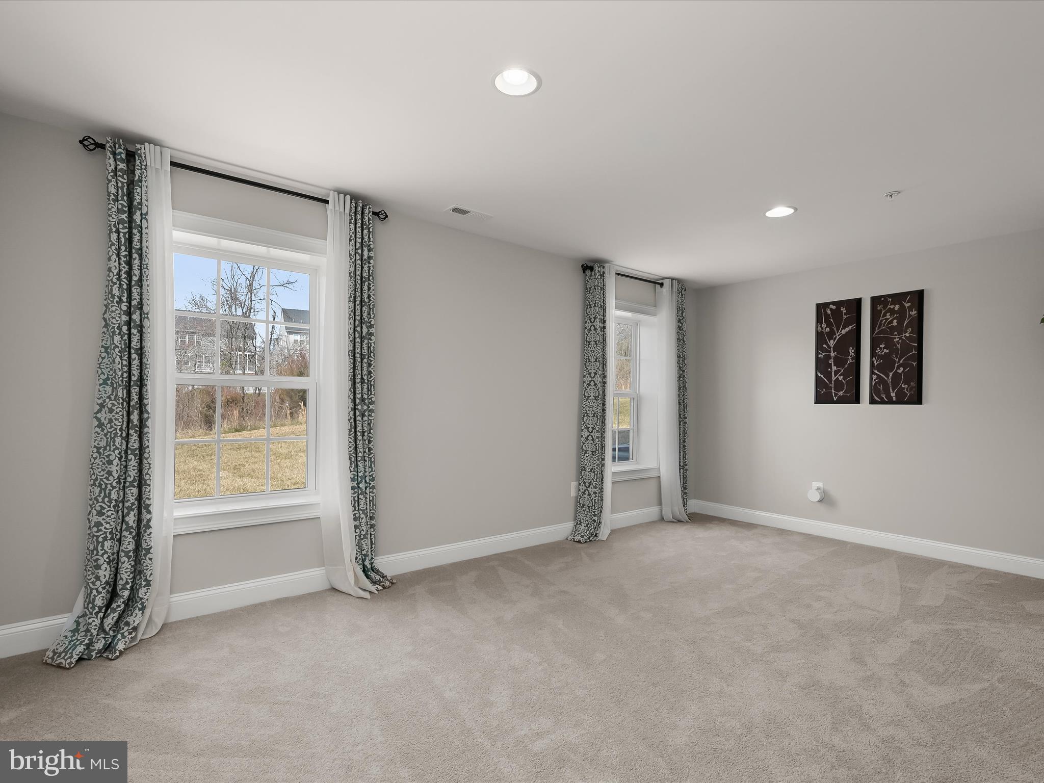 ENCLAVE AT RIVER HILL - Residential