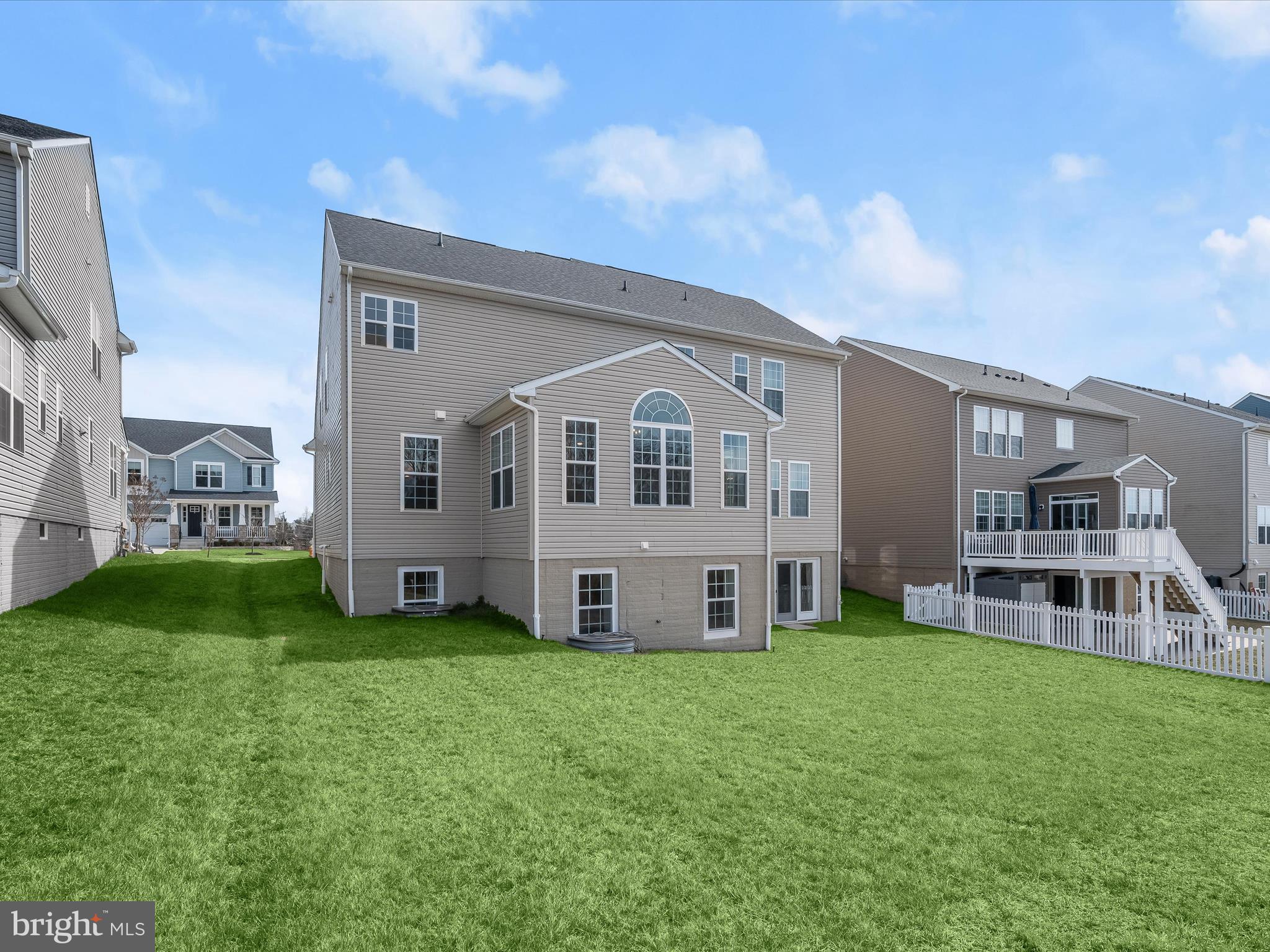 ENCLAVE AT RIVER HILL - Residential
