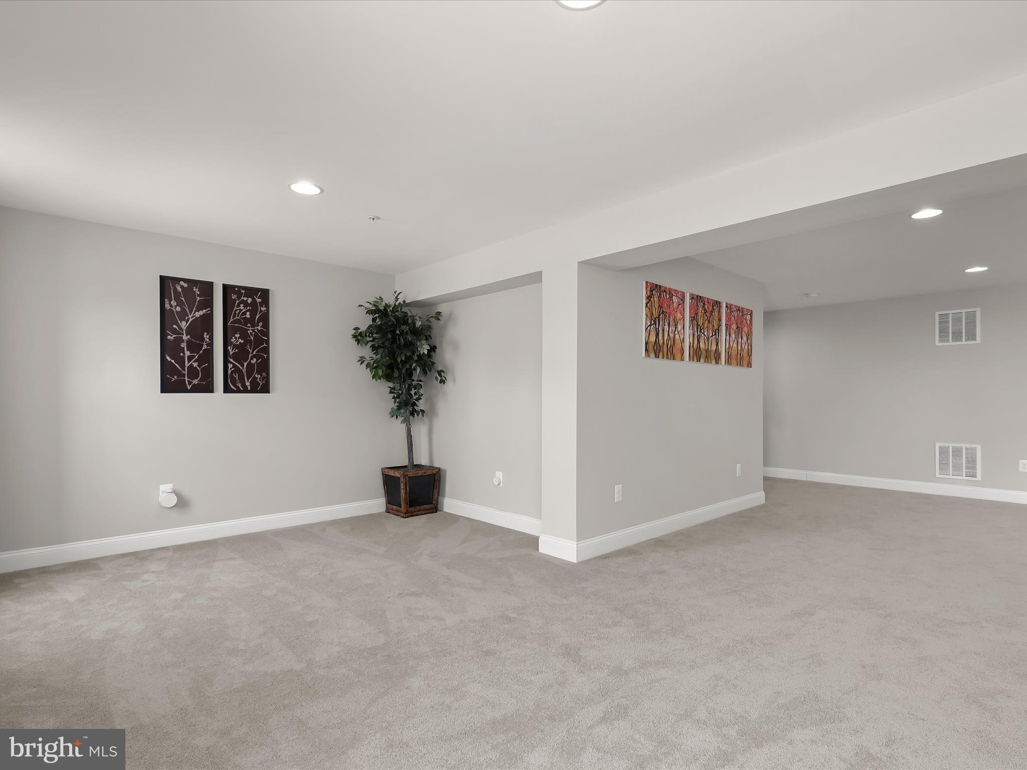 ENCLAVE AT RIVER HILL - Residential