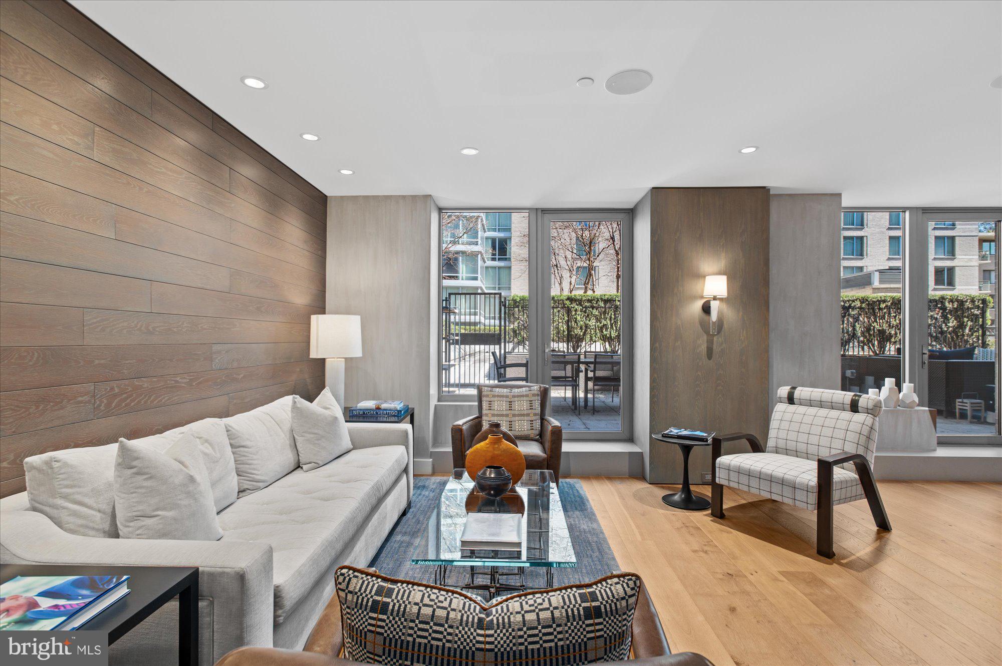 WEST END - Residential