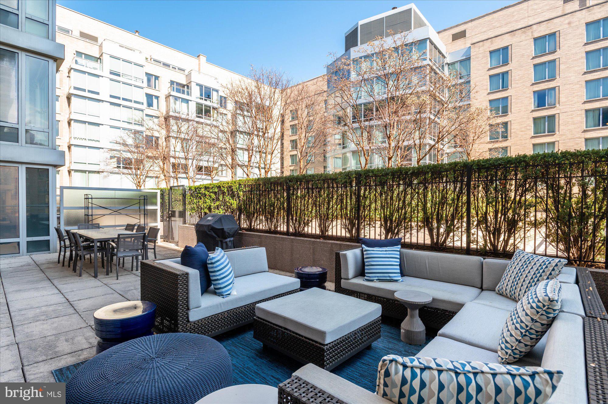 WEST END - Residential