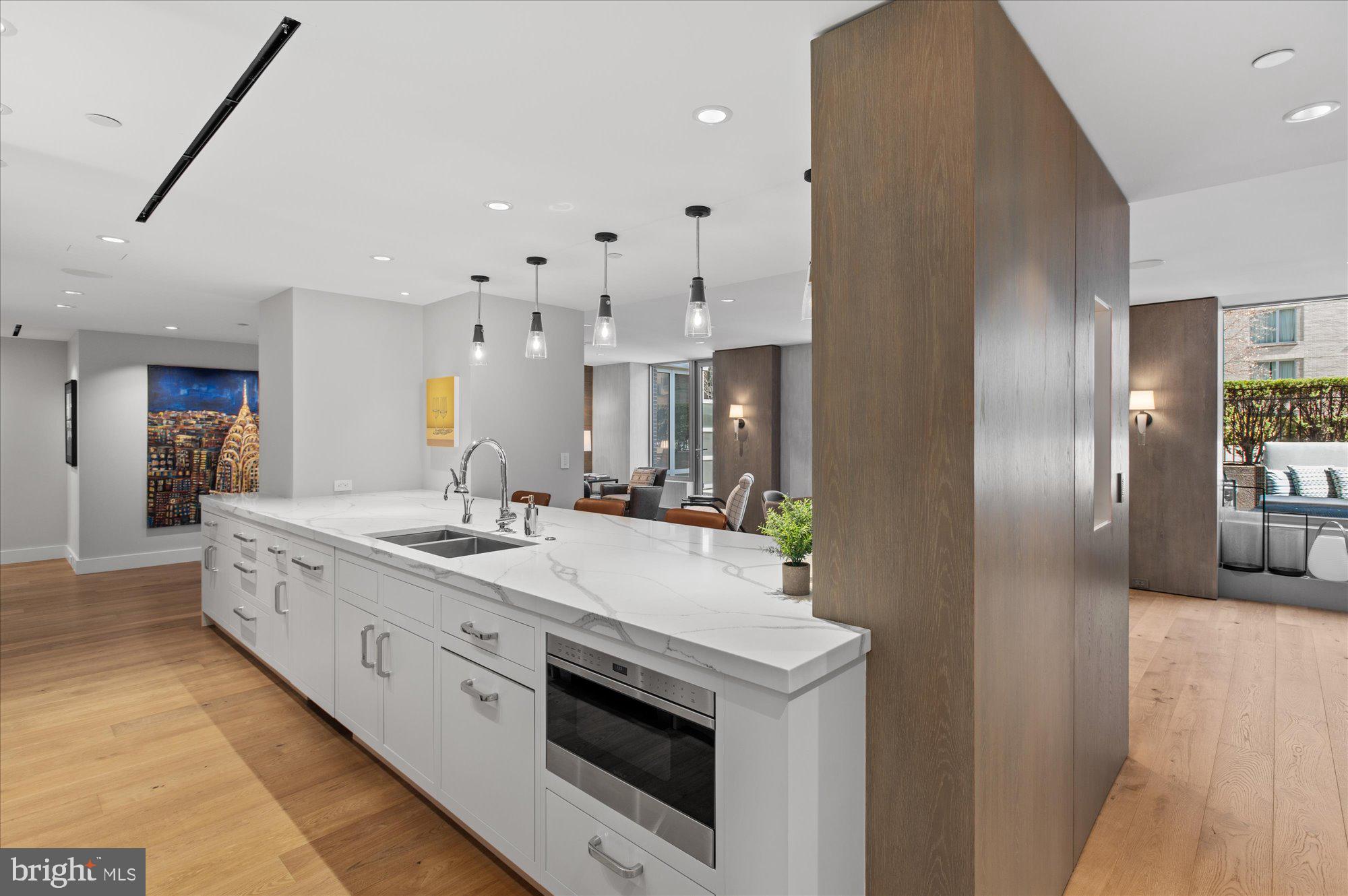 WEST END - Residential