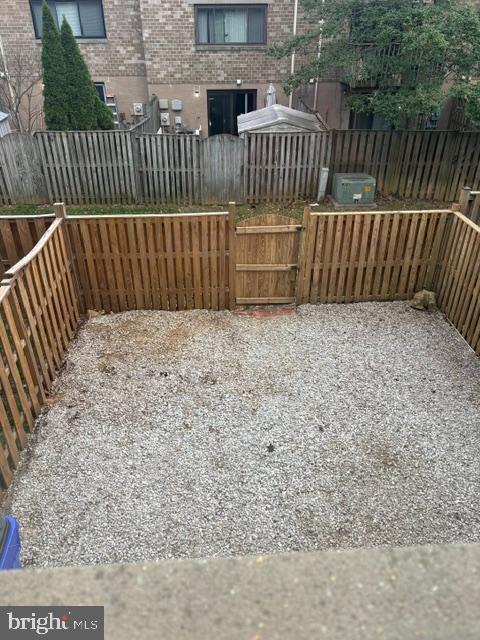 VILLAGE OF OWEN BROWN - Residential