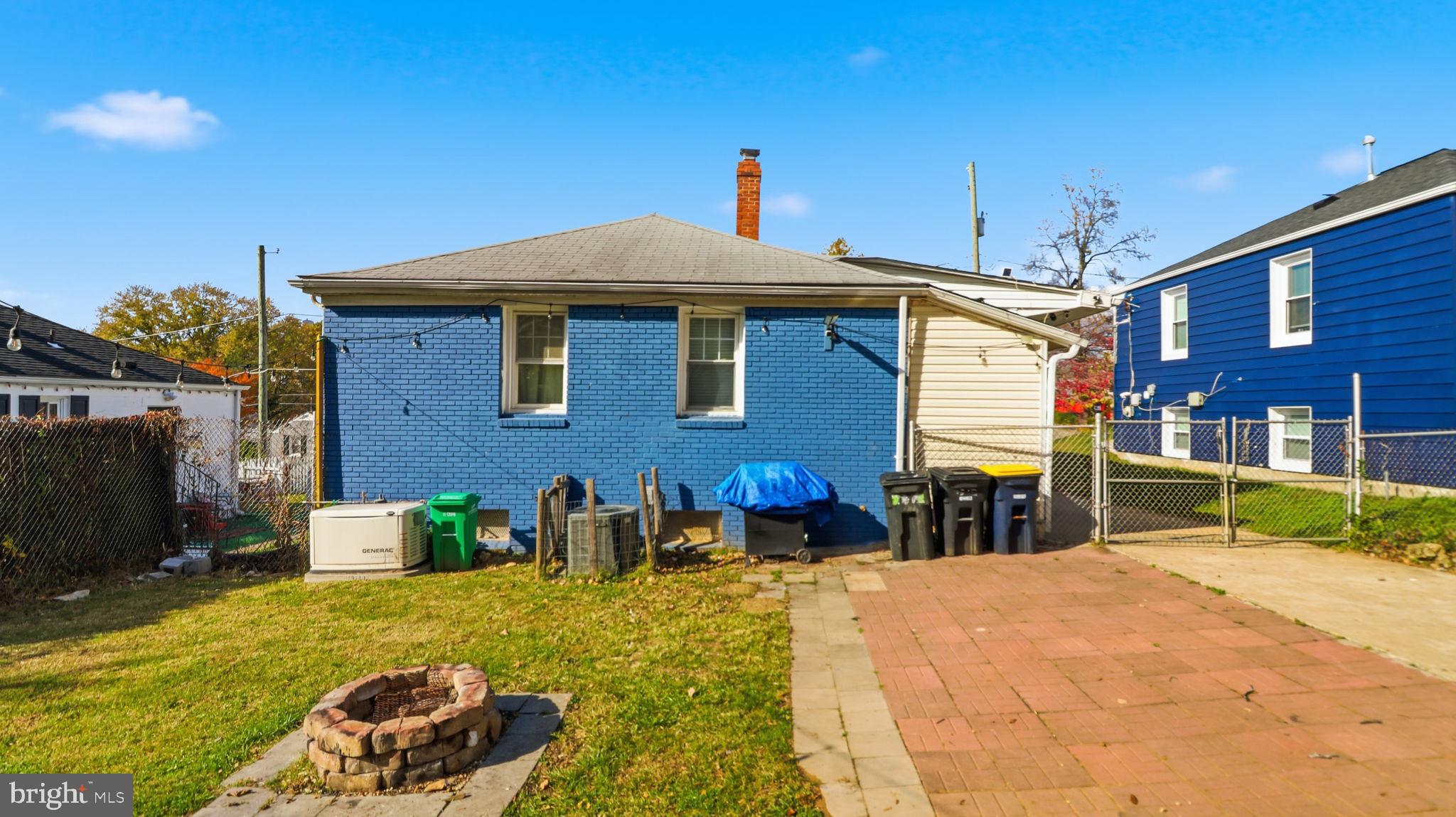 CHAPEL OAKS - Residential